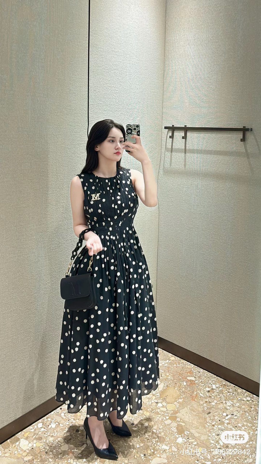 MaxMara 2025 Sleeveless Cotton Printed Dress - Elegant Polka Dot Design 6 i1743758881 1985 5