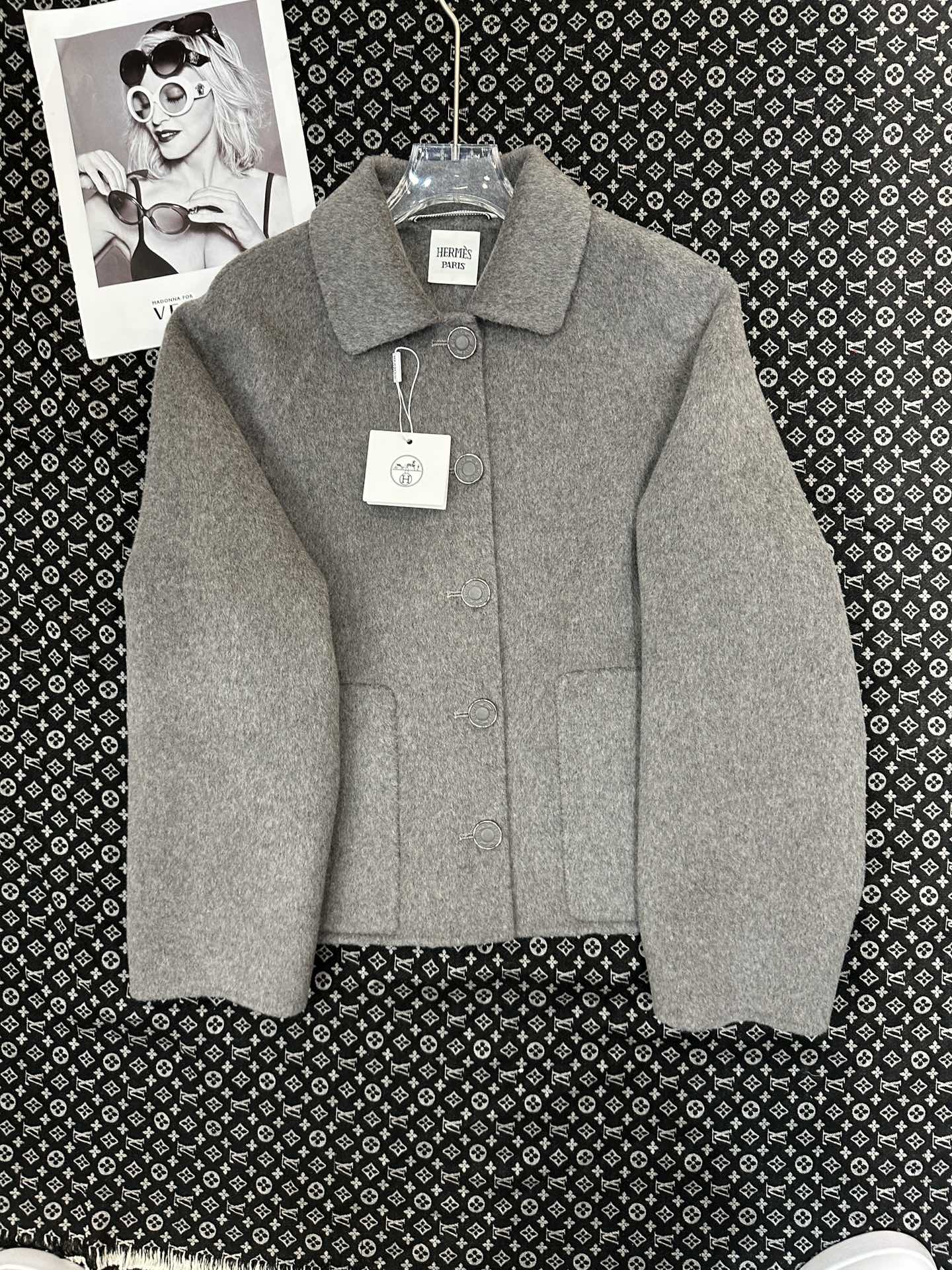 Hermes Reversible Double-Faced Cashmere Pea Coat - Autumn/Winter 2025 Collection 6 i1755493870 2704 4
