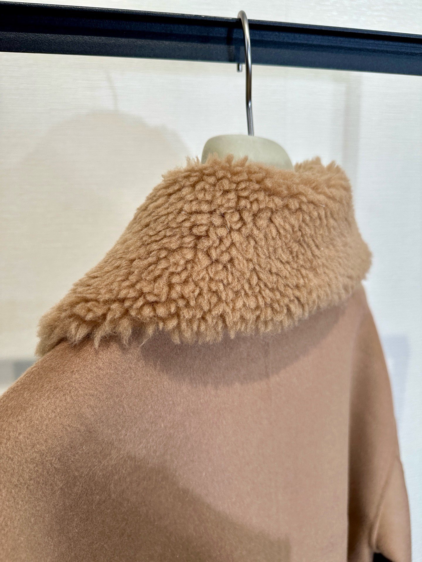 Elegant Camel Wool Blend Coat with Detachable Faux Fur Collar - Autumn/Winter 8 i1755668668 7924 5