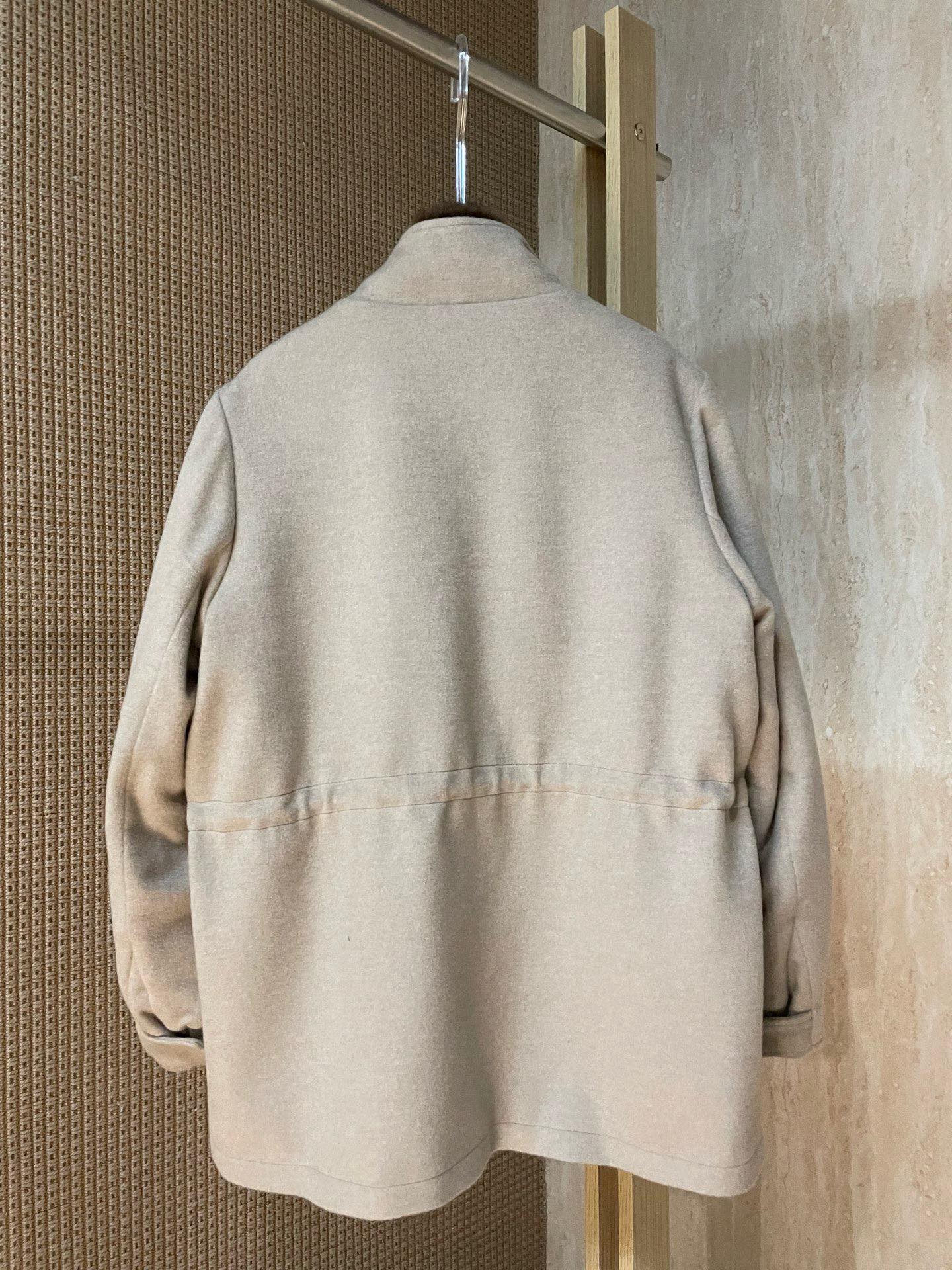 Luxury Women's Wool-Cashmere Blend Coat with Sable and Mink Fur Trim 4 i1759471465 7768 3