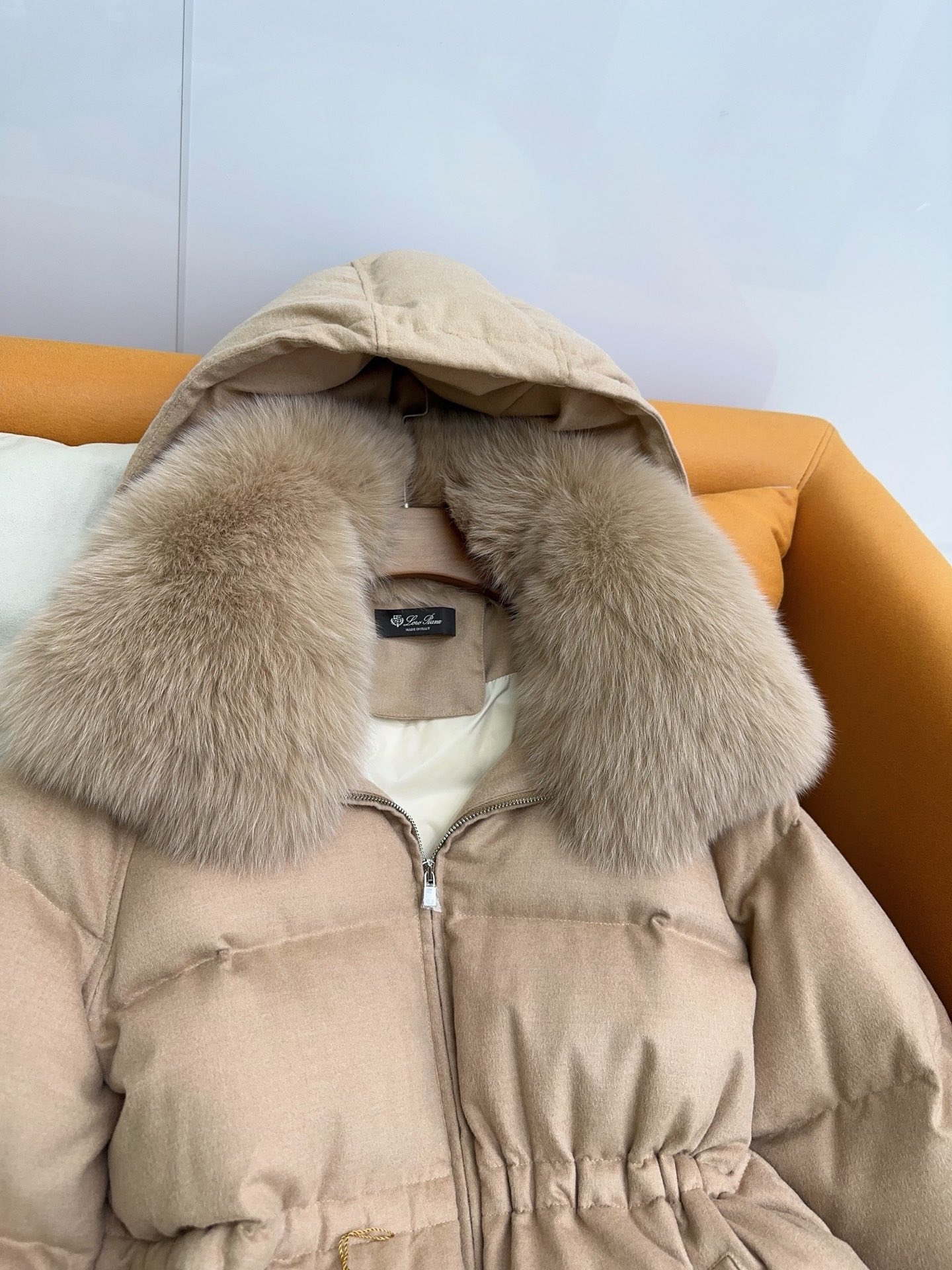 Luxury Wool & Cashmere Down Coat with Fox Fur Collar & Gloves 4 i1759567733 9177 4