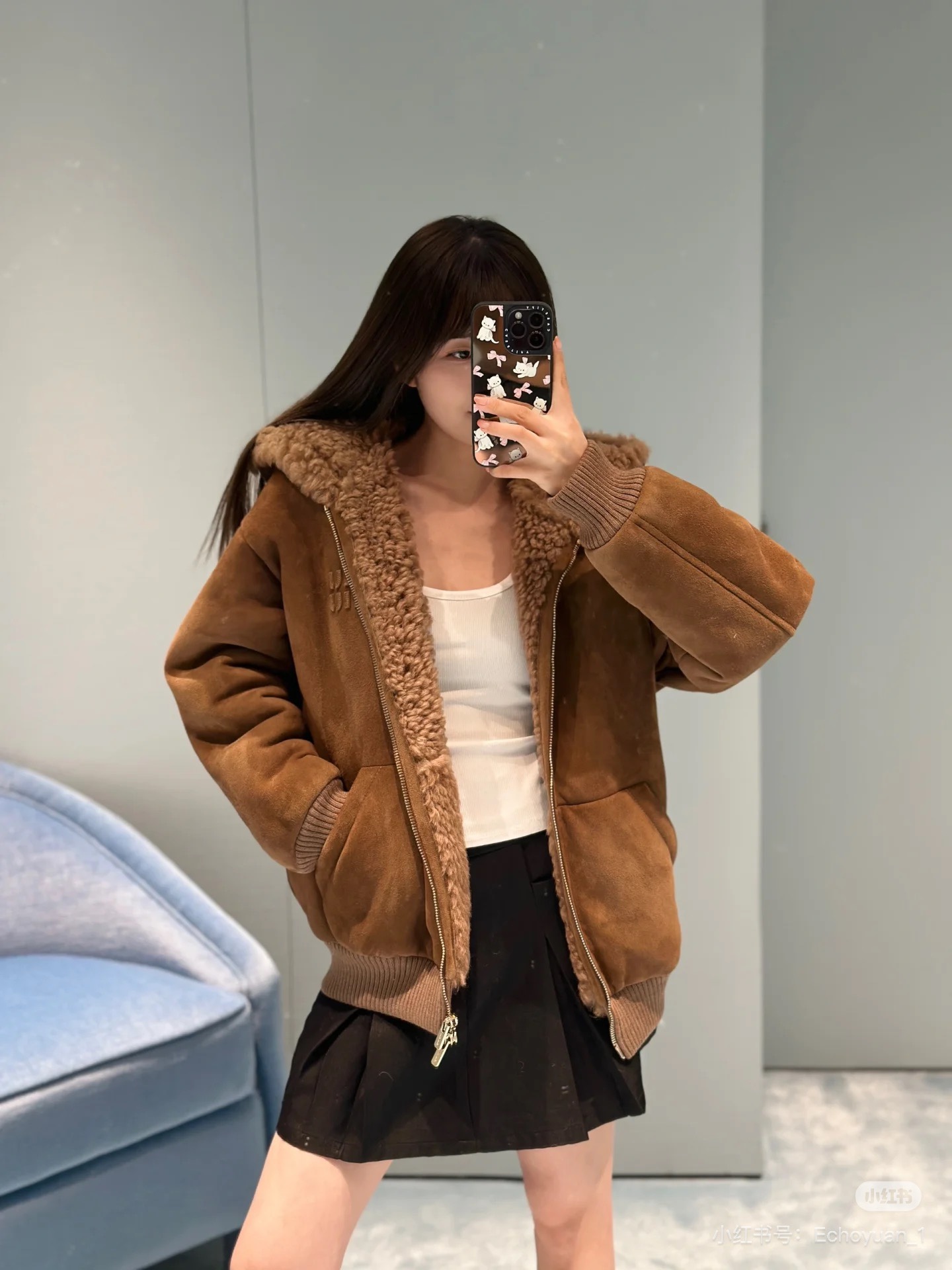 Miu Miu Shearling Jacket - Winter Collection 2025 - Warm & Stylish 3 i1759808892 6944 3