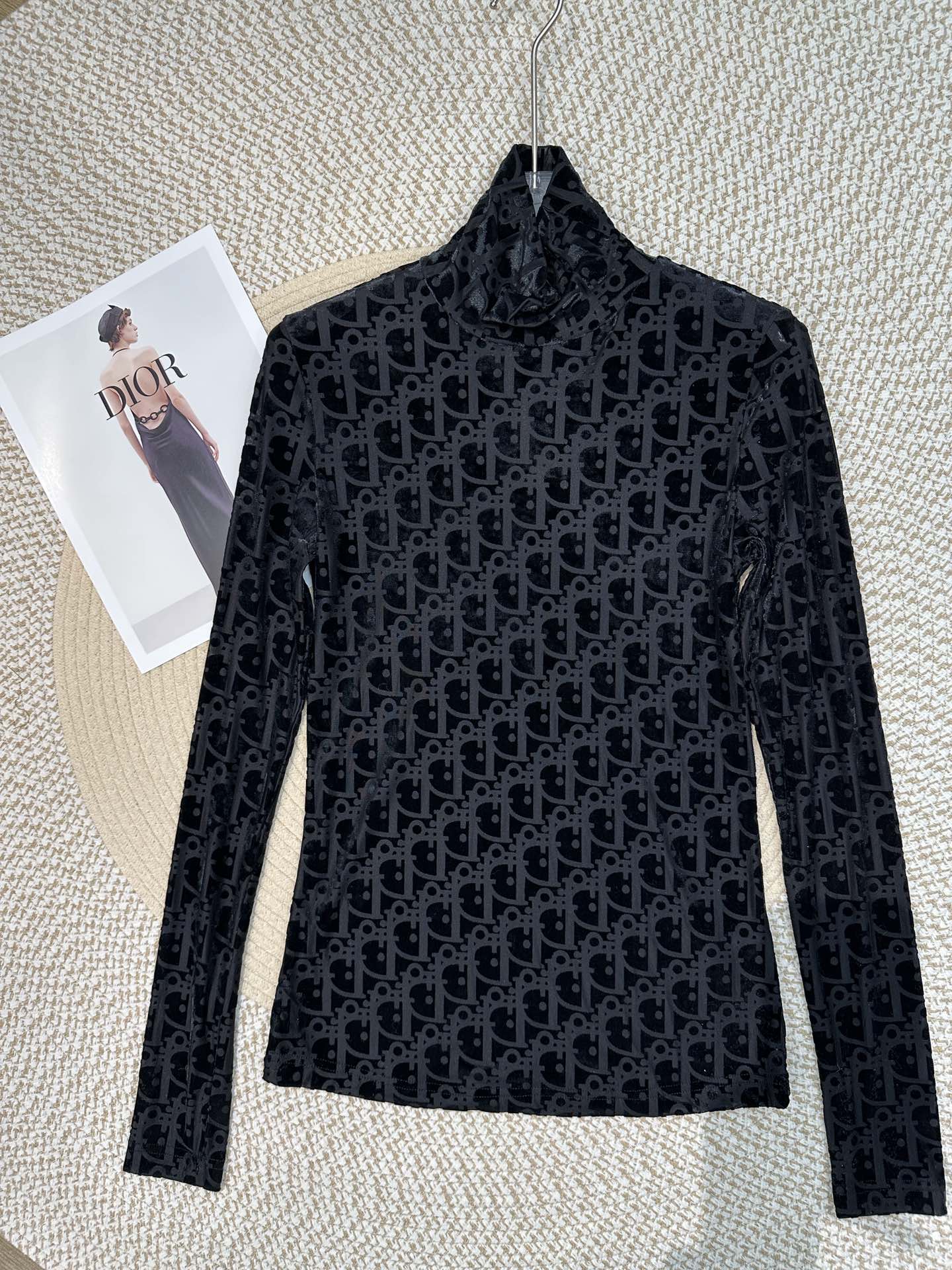 Dior Sexy Letter Bottoming Shirt Autumn/Winter 2025 - Elegant and Comfortable 3 i1759813380 9091 7