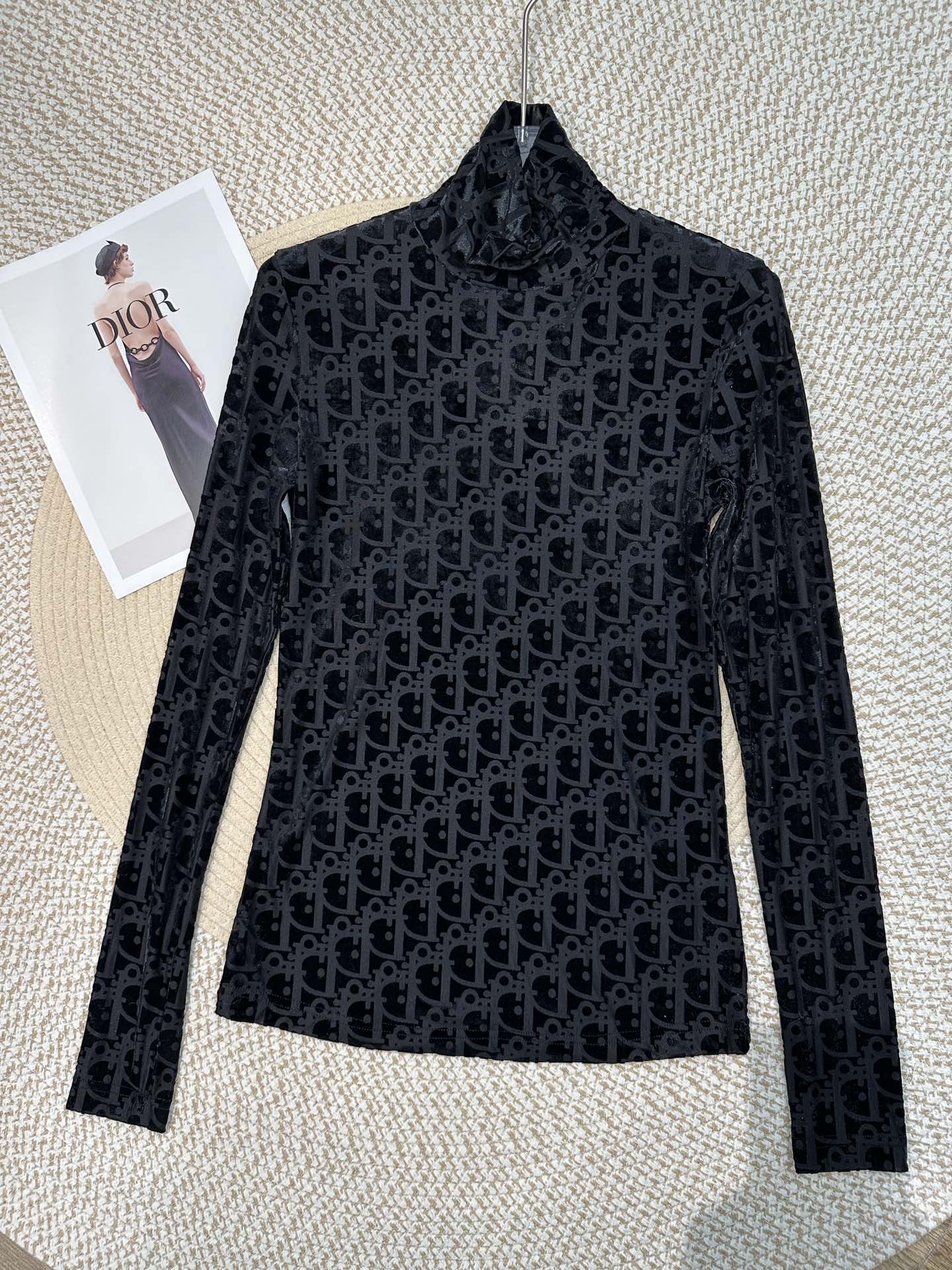 Dior Sexy Letter Bottoming Shirt Autumn/Winter 2025 - Elegant and Comfortable 10 i1759813380 9098 4