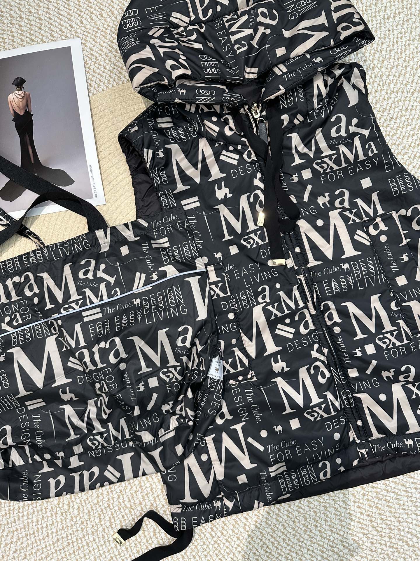 Max Mara Reversible Hooded Vest - Camel Hair & Printed Design, Early Autumn 2025 7 i1759816984 2571 8