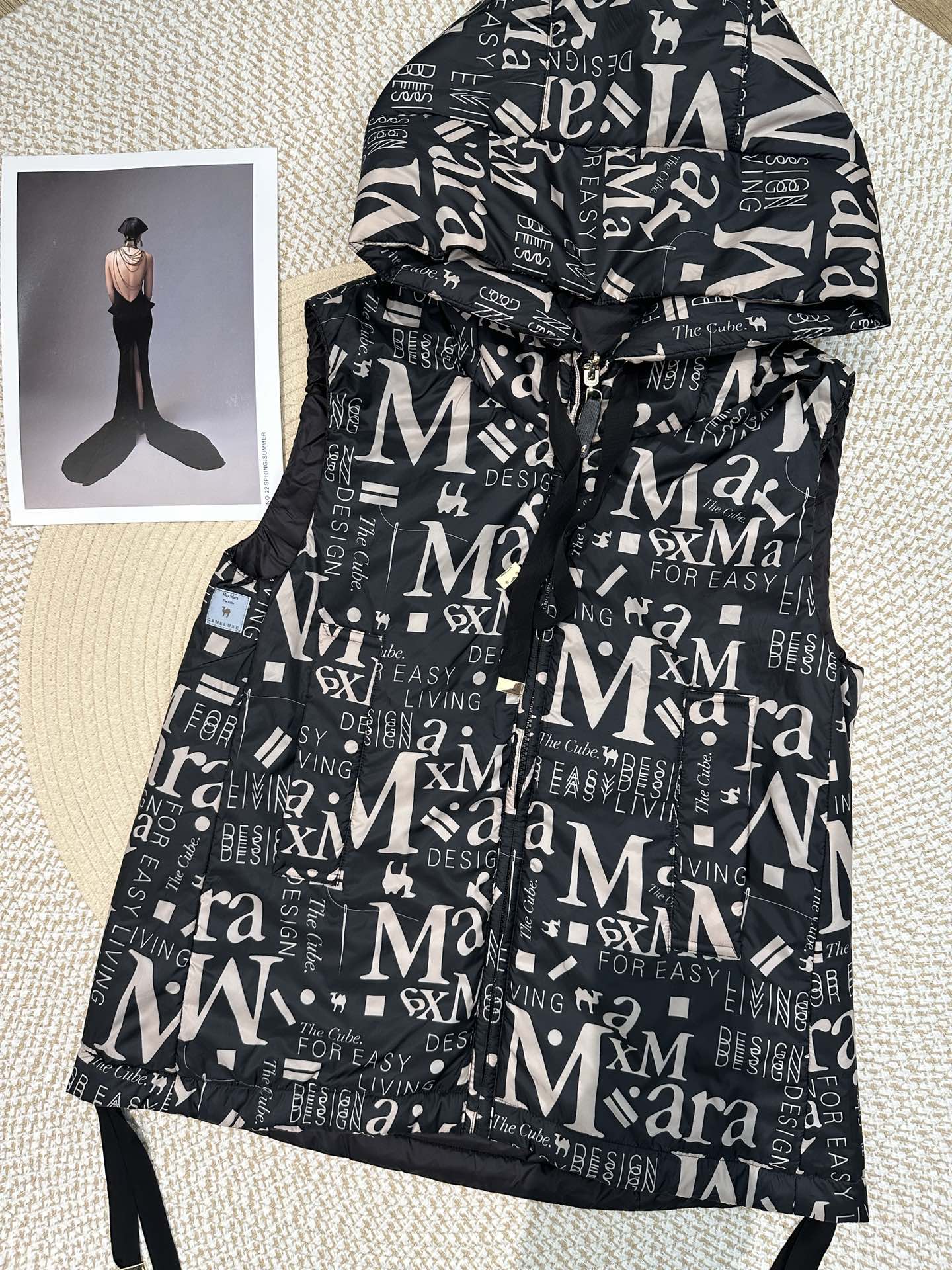 Max Mara Reversible Hooded Vest - Camel Hair & Printed Design, Early Autumn 2025 5 i1759816984 2837 5