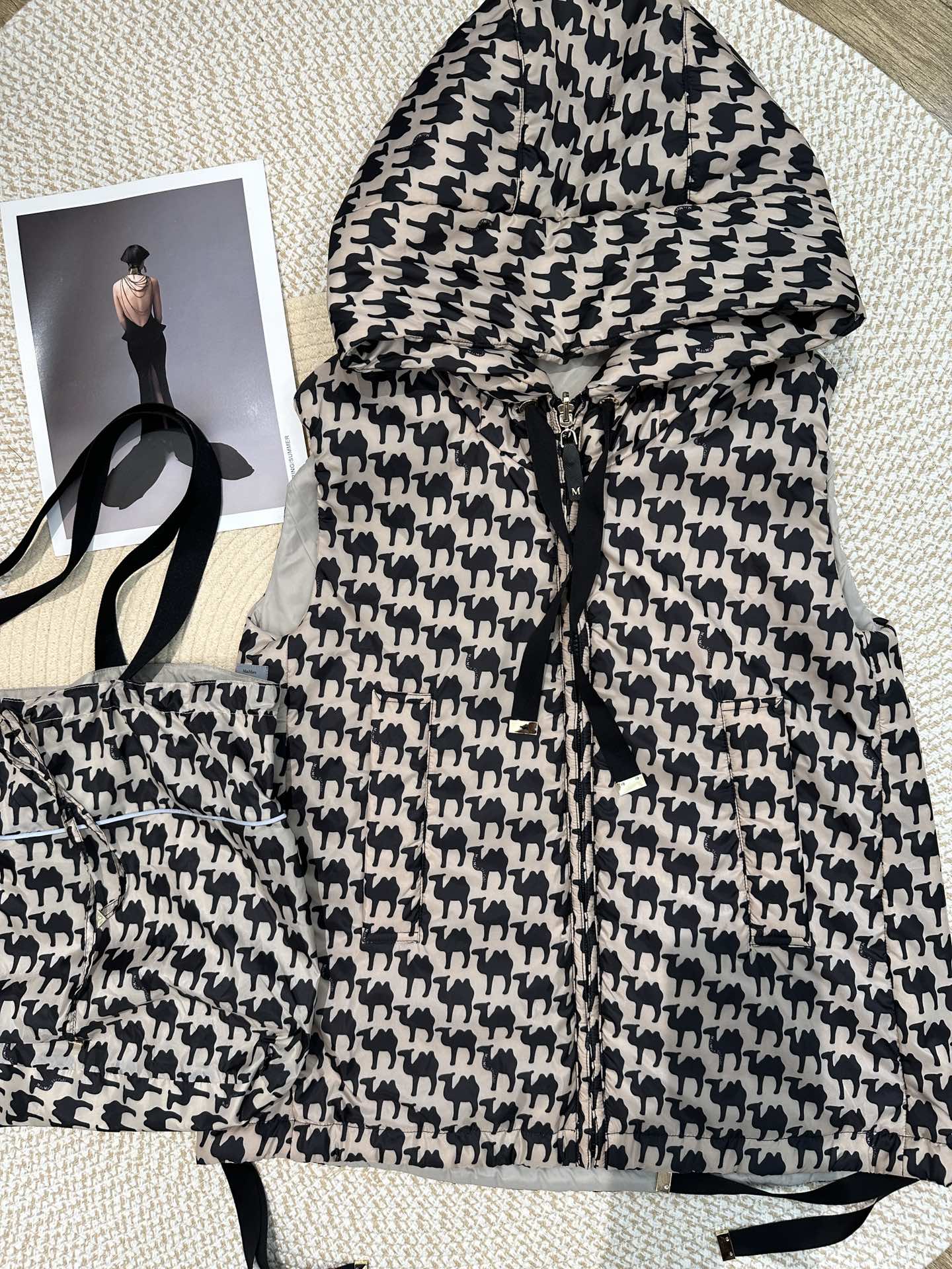 Max Mara Reversible Hooded Camel Hair Vest - Early Autumn 2025 Collection 5 i1759817001 2491 6