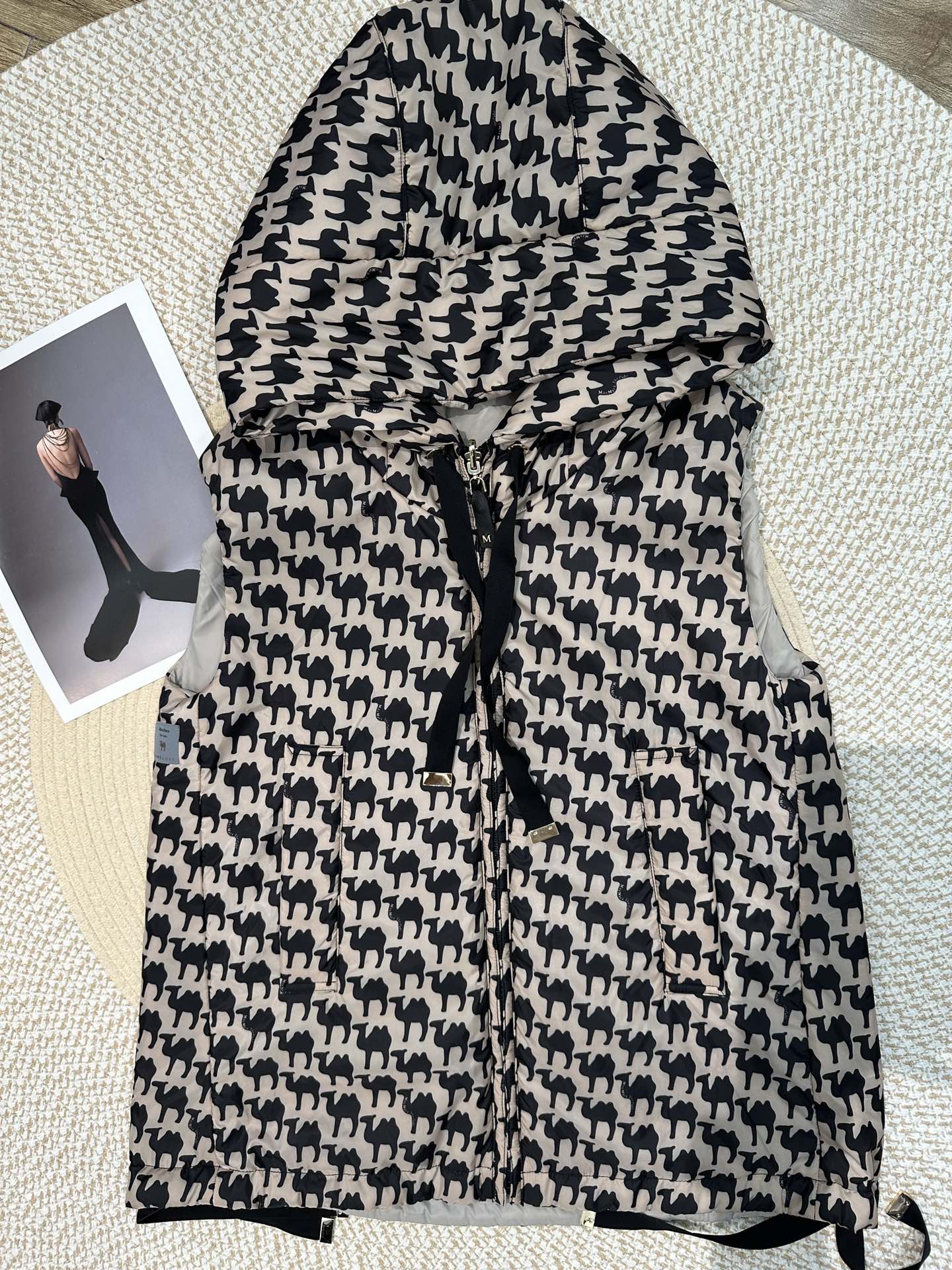 Max Mara Reversible Hooded Camel Hair Vest - Early Autumn 2025 Collection 2 i1759817001 4919 7