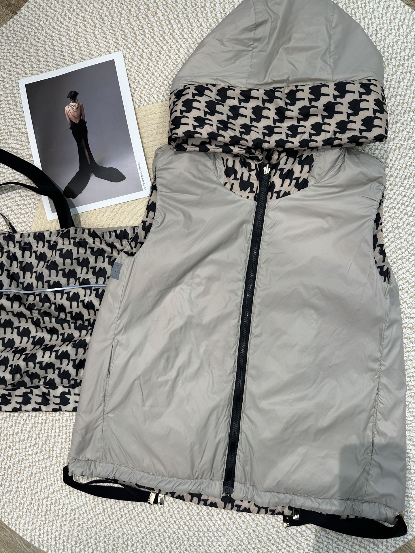 Max Mara Reversible Hooded Camel Hair Vest - Early Autumn 2025 Collection 8 i1759817001 5879 5