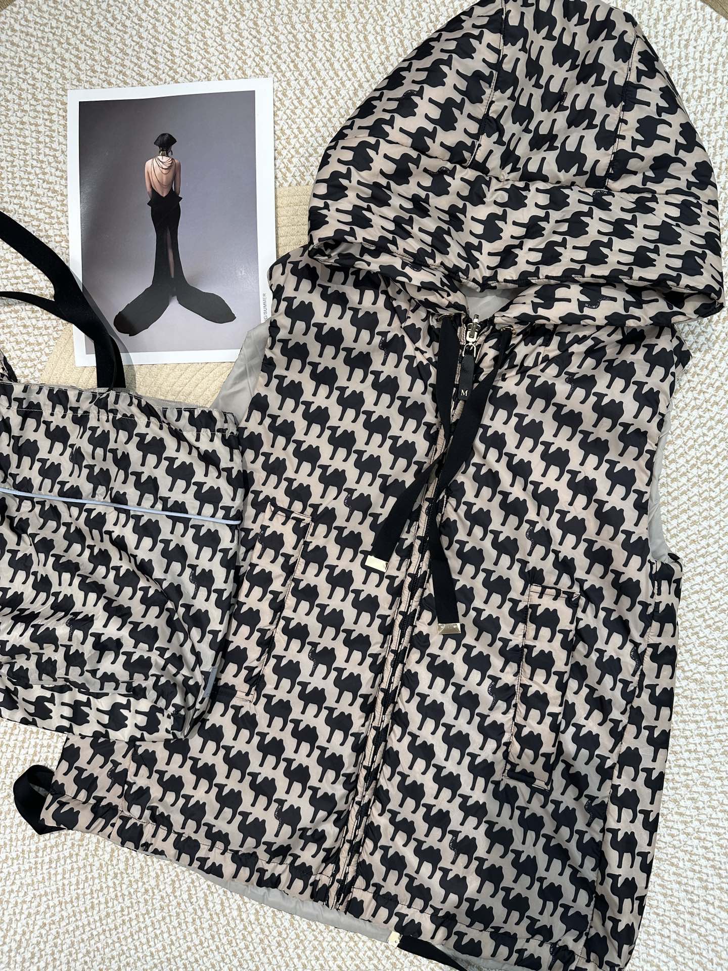 Max Mara Reversible Hooded Camel Hair Vest - Early Autumn 2025 Collection 7 i1759817001 9914 2