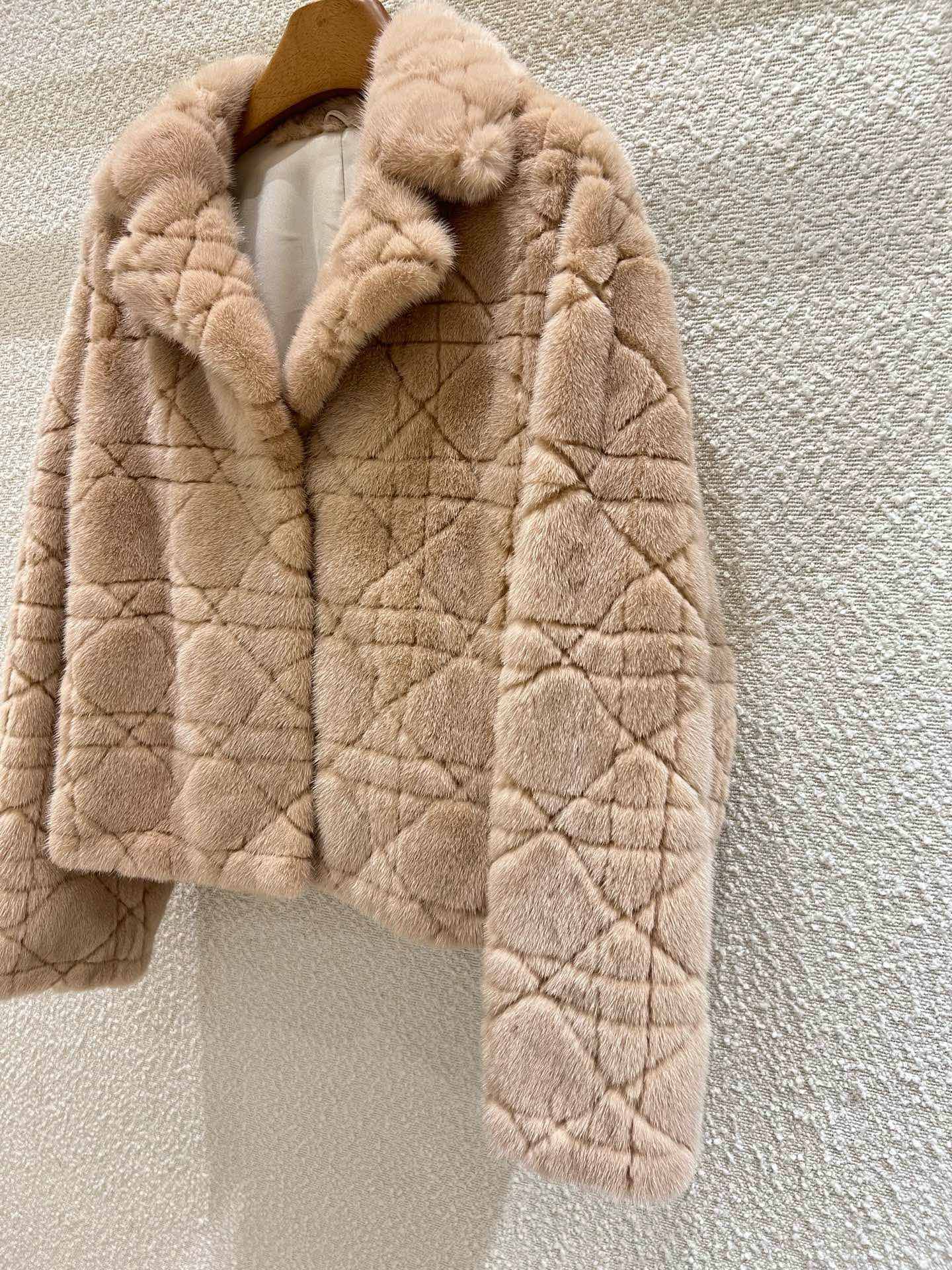 Handmade Mink Fur Coat with Cannage Pattern & CD Embroidery 8 i1759819579 5310 8