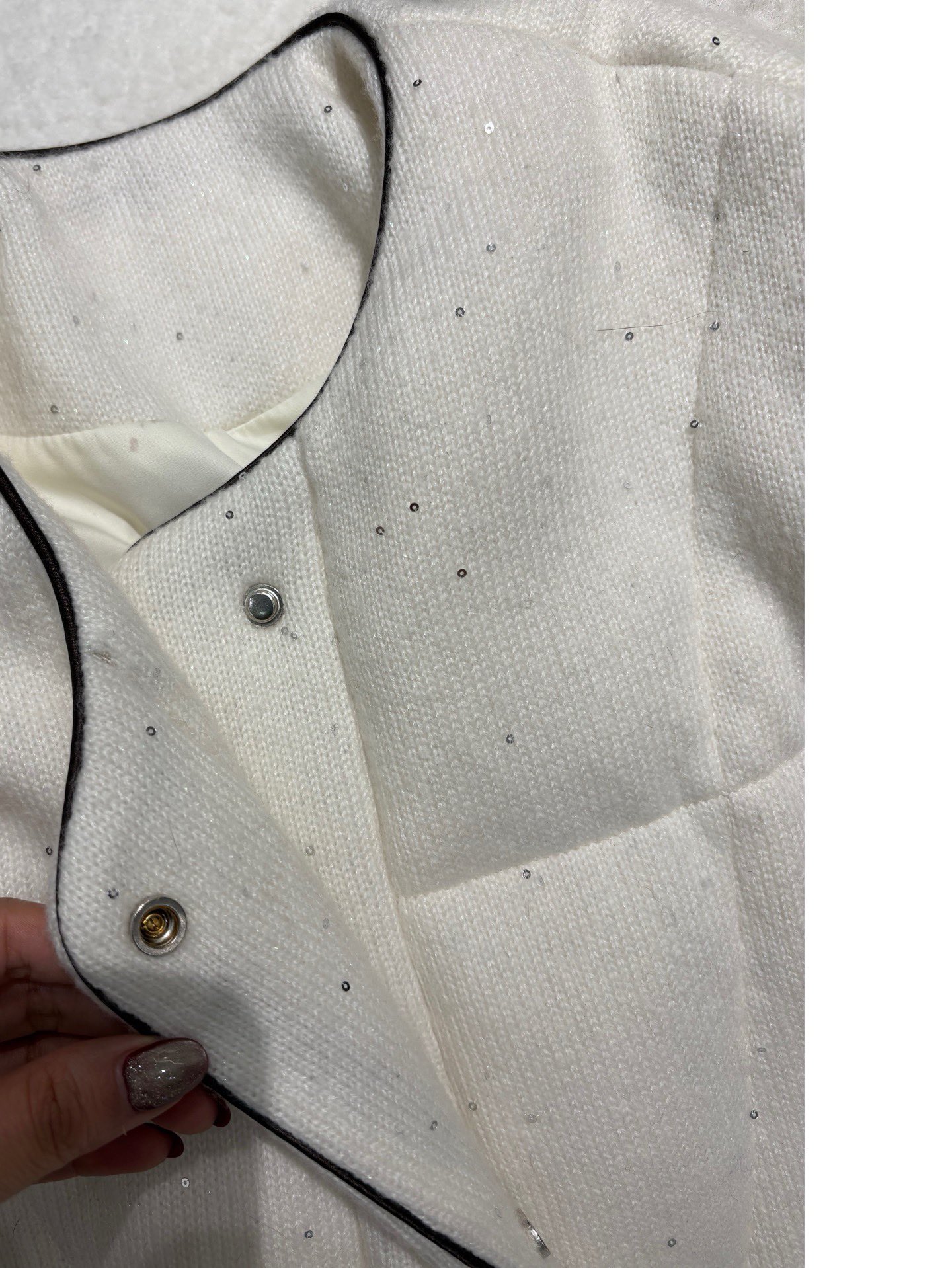 Fendi Cashmere Knit Goose Down Puffer Jacket with Sequin Embellishments 9 i1761815294 8275 7