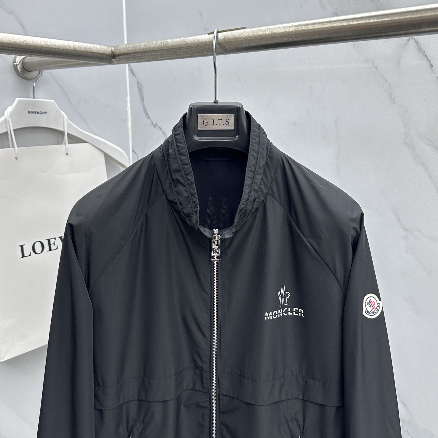 🆕Moncler蒙口 2026早春系列，最新时尚立领夹克外套.处处细节显工艺足够的高级 结构性剪裁的设计