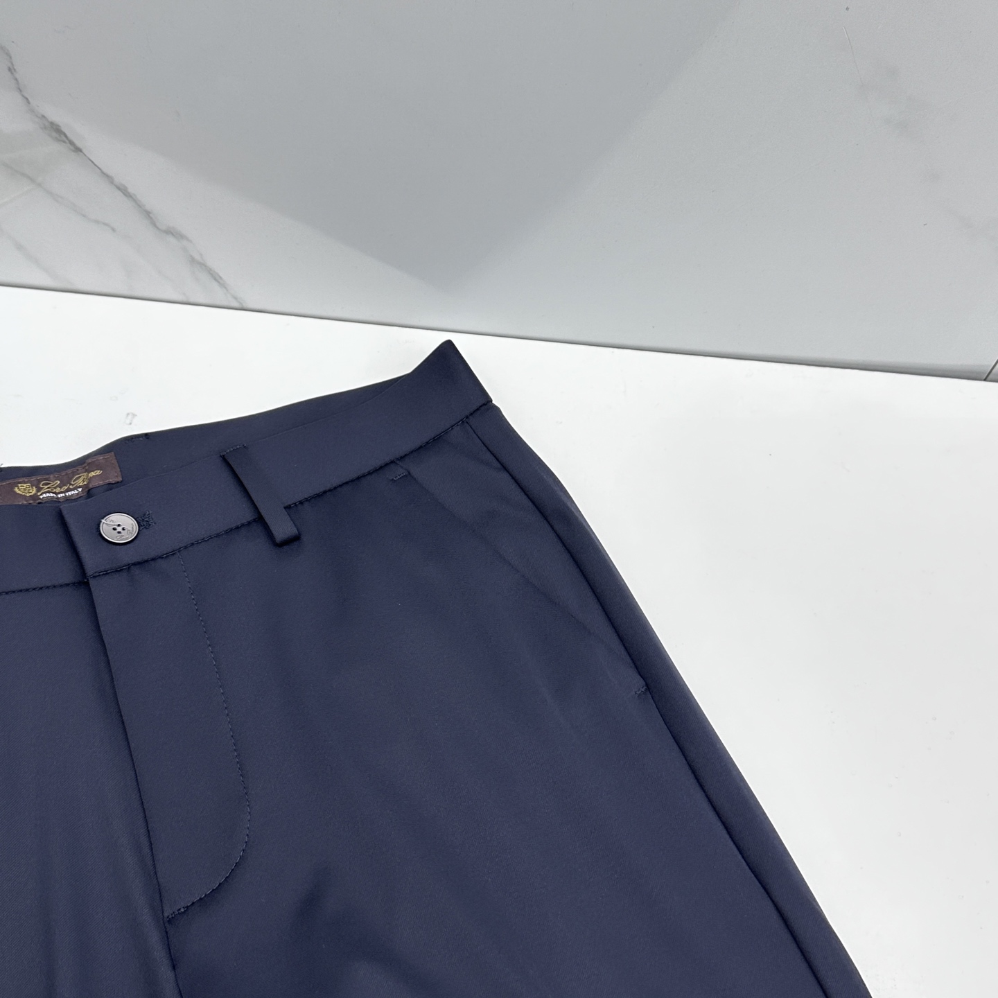 🆕Loro Piana 春夏新品休闲裤西裤，官网同步发售，裤身工艺设计，客供辅料、面料定制，柔软丝滑，代