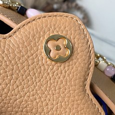 -50🔸特级精品🔸动态芯片🔸M28713/M48865金棕豹纹串珠款🔸本款Sunbeam系列Capucines手袋焕新尺 -50🔸特级精品🔸动态芯片🔸M28713/M48865金棕豹纹串珠款🔸本款Sunbeam系列Capucines手袋焕新尺