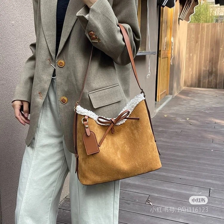 [Louis Vuitton Women