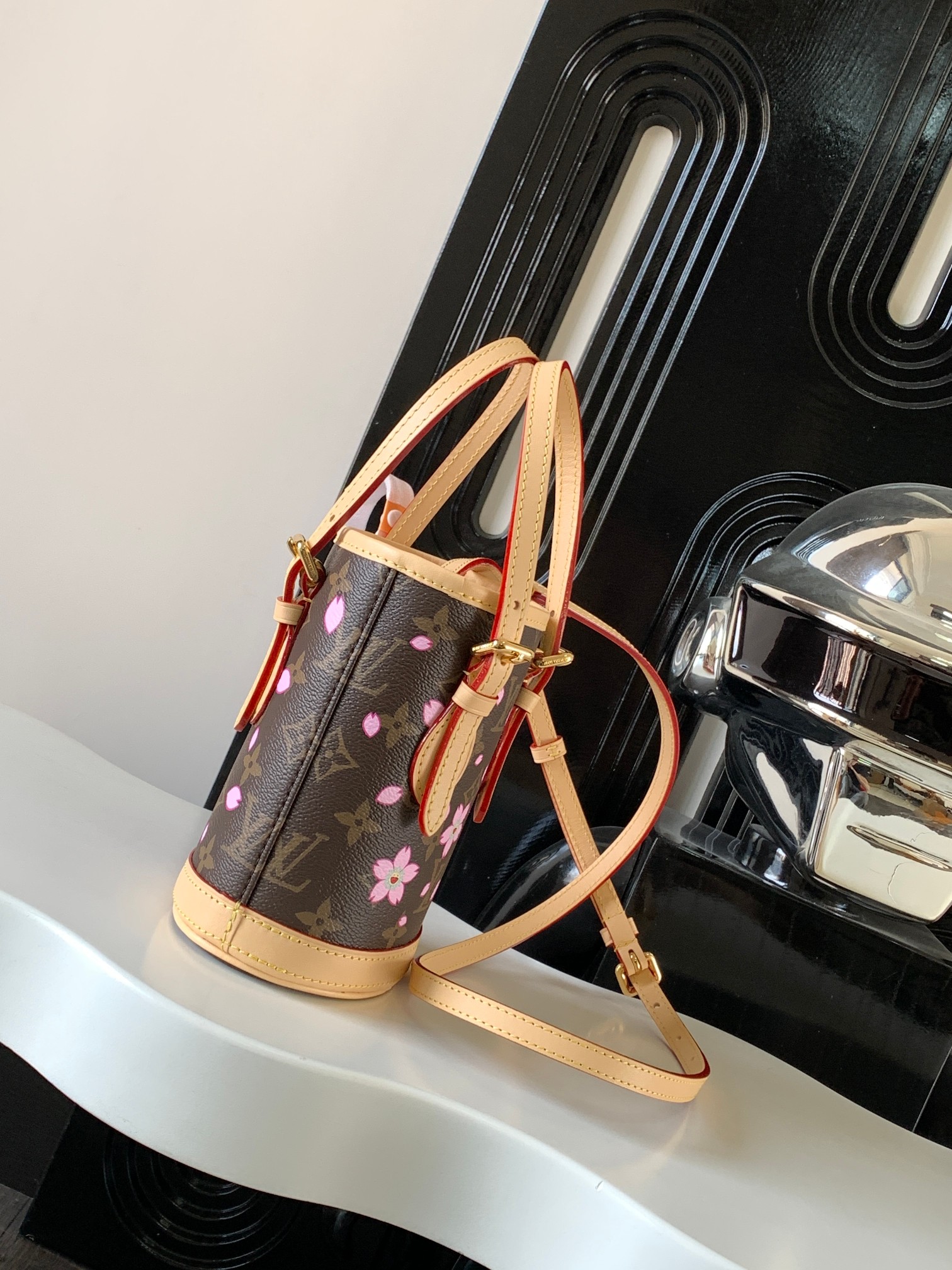 [Louis Vuitton Women
