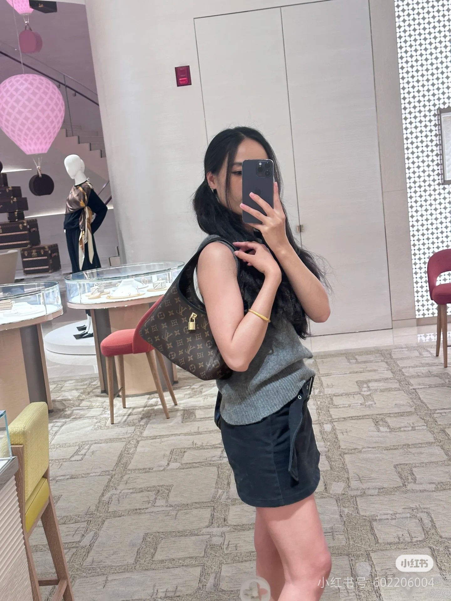 [Louis Vuitton Women