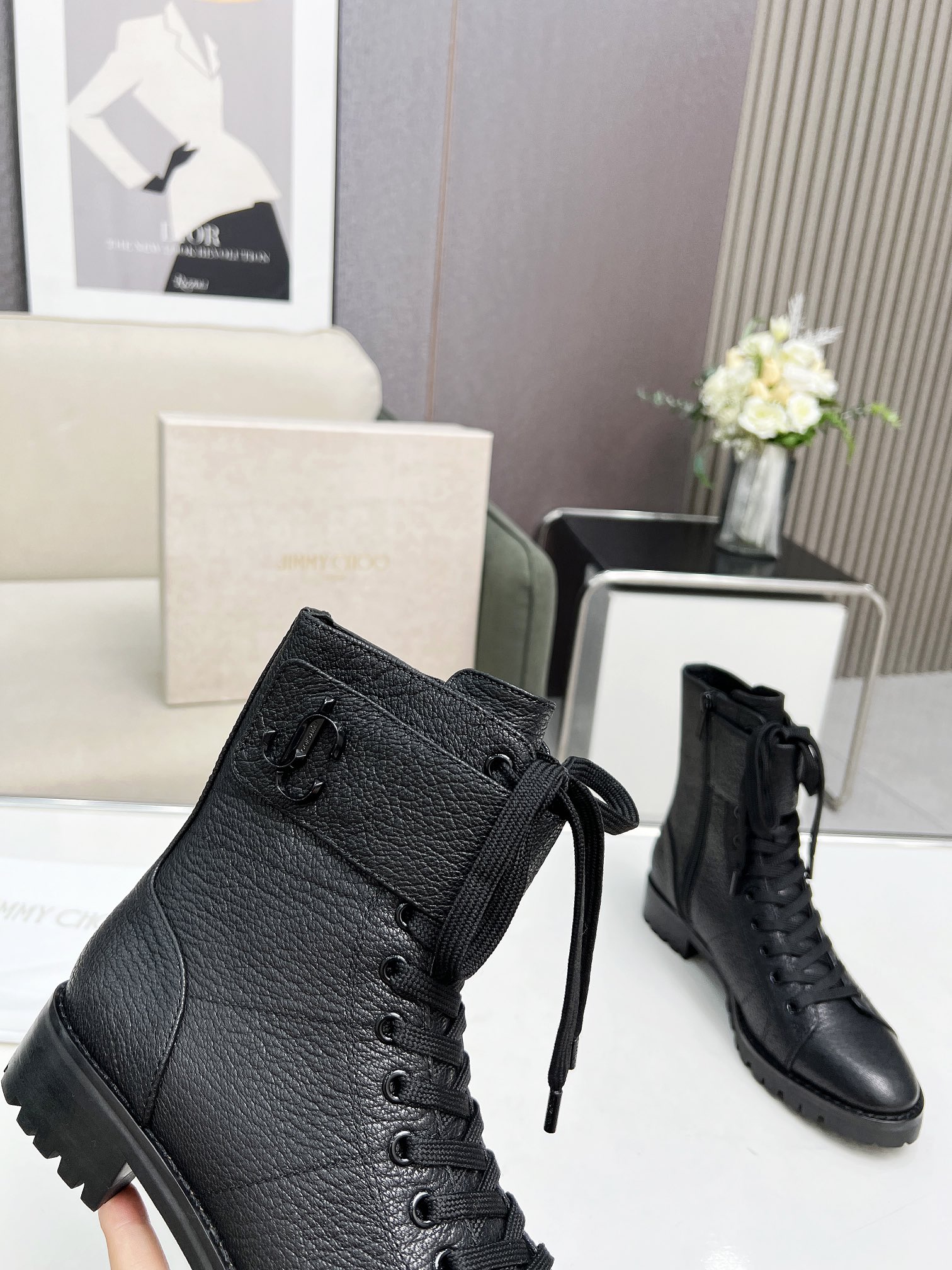 Jimmy Choo CEIRUS FLAT Calf Ankle Boots – Features, Price, and Details - 图片 8