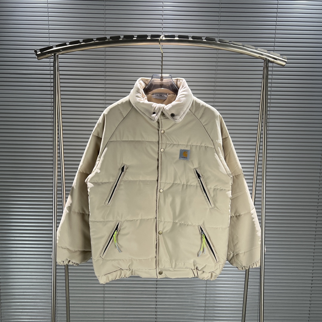 Carhartt 2023Fw Winter Outdoors Clothing Wallchart: American Style, Warm, Stylish in Khaki/Grey Green. - 图片 2
