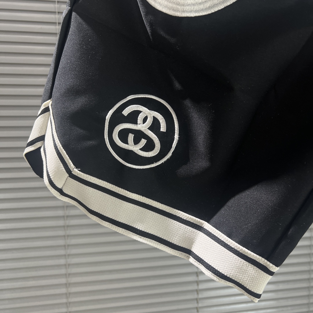 Stussy 2024FW Collection: Big Logo Embroidered Shorts for Summer Tour - 图片 6