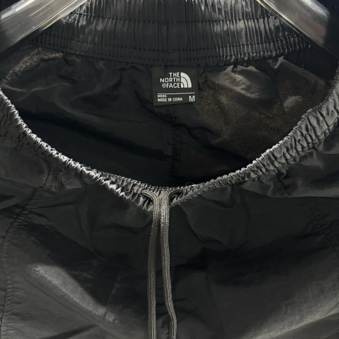 Summer Crochet-Tweaked Belts: The NorthTNF Loose Pants with Taslon Fabric. - 图片 7