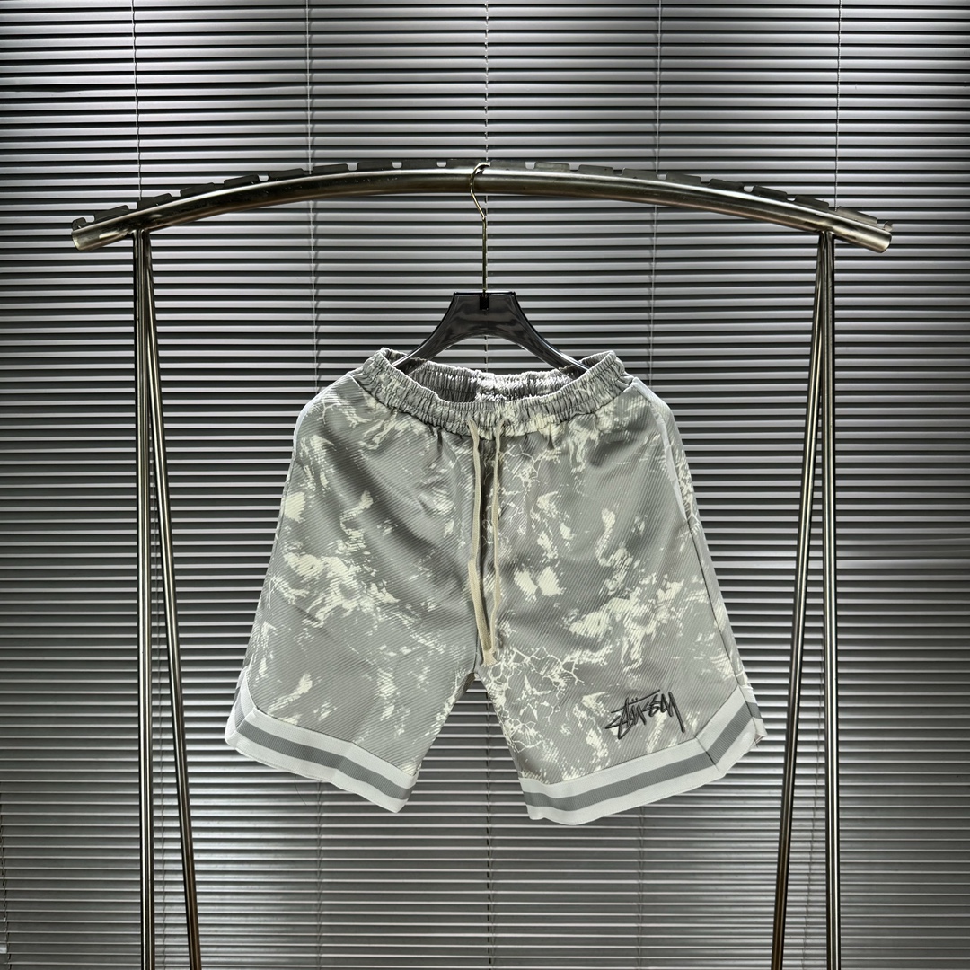 Stussy’s 2024 Logo Embroidered American Shorts in Ash, Sizes M-XL. - 图片 2