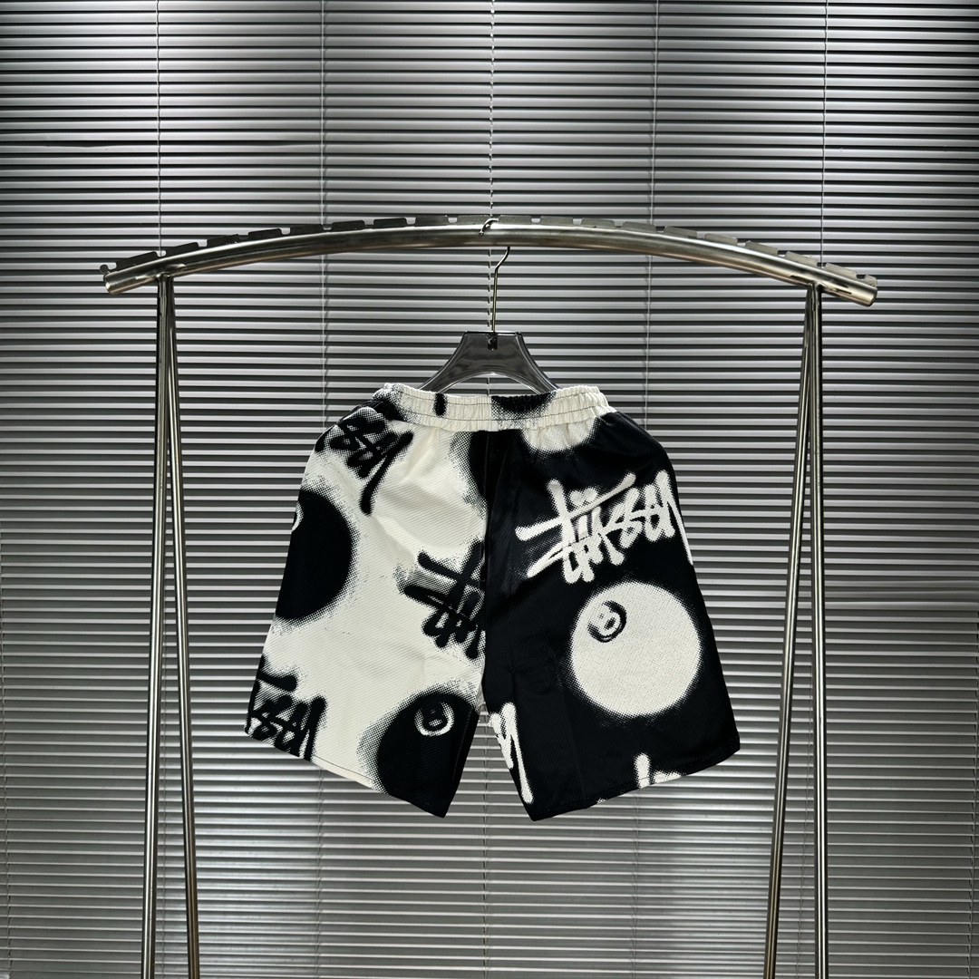 Stussy Black Eight Logo Shorts: Classic American Design, High-Quality Cotton, Digital Print. - 图片 3