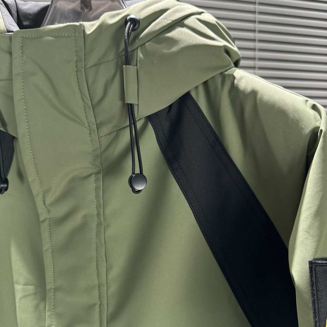 CDA#STW77 Stone Island Graphite-Heated Velvet Cotton Jacket with Magic Logo - 图片 7