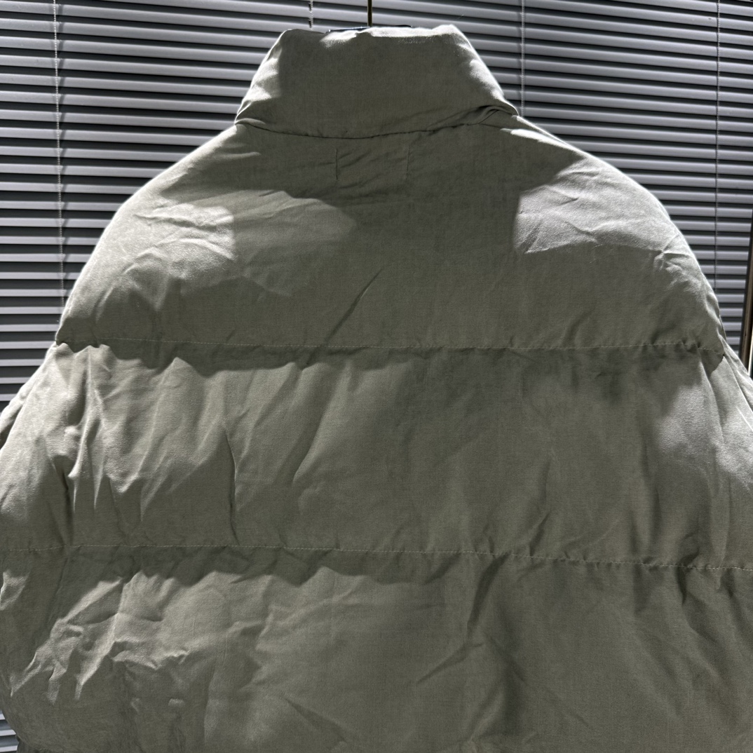 Stone Island Deconstructive Cotton Jacket: High Street Style, Winter Heavy Suit, Khaki and Black. - 图片 8