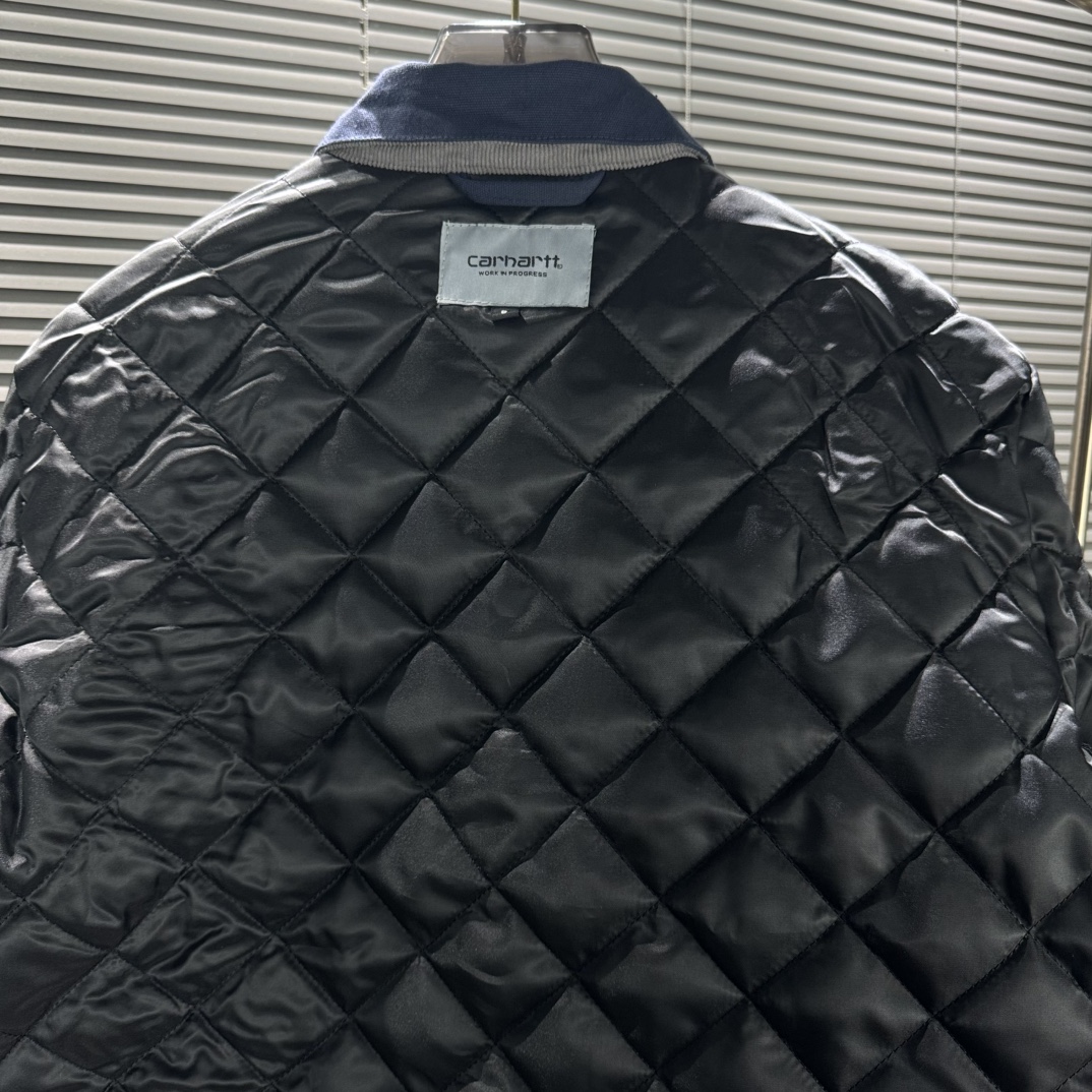 Carhartt WIP FW23 Detroit Worker Jacket: Classic Style, New Colors, Custom Details - 图片 9