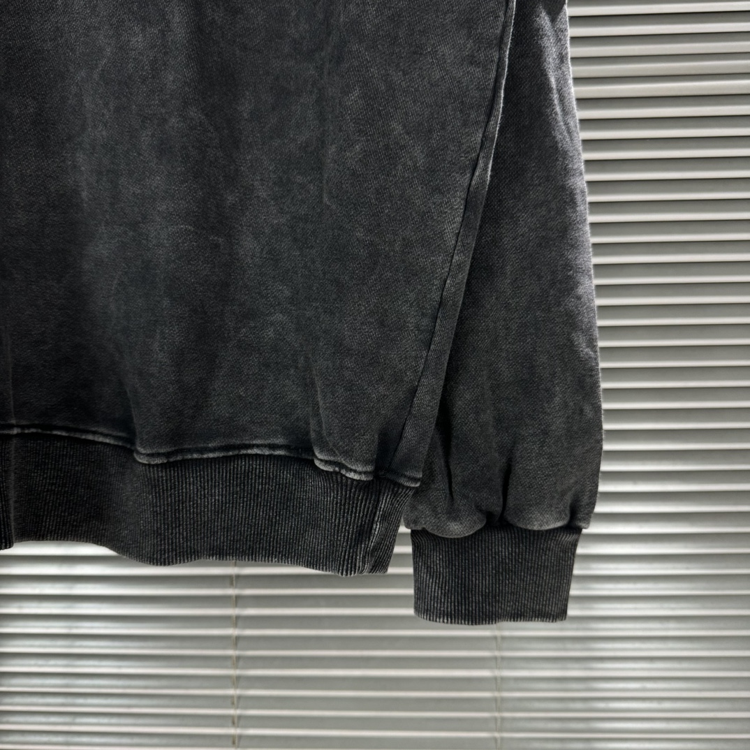 Stone Island Water Washing Cotton Circle Collar Shirt with Medal Embroidery - 图片 7