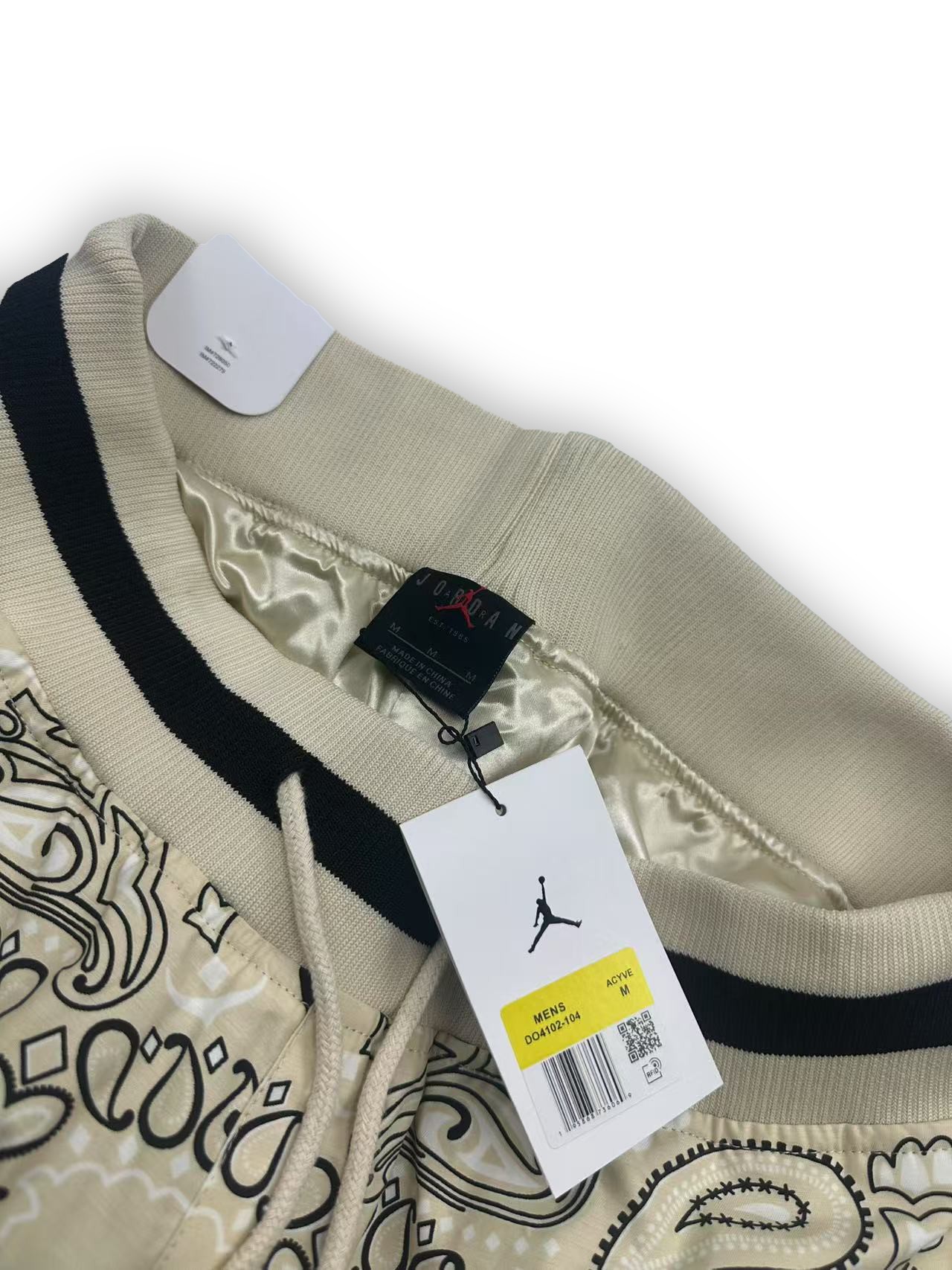 Jordan x Travis Scott Cashew Nut Style Sports Shorts Infograph: Sizing and Features - 图片 8