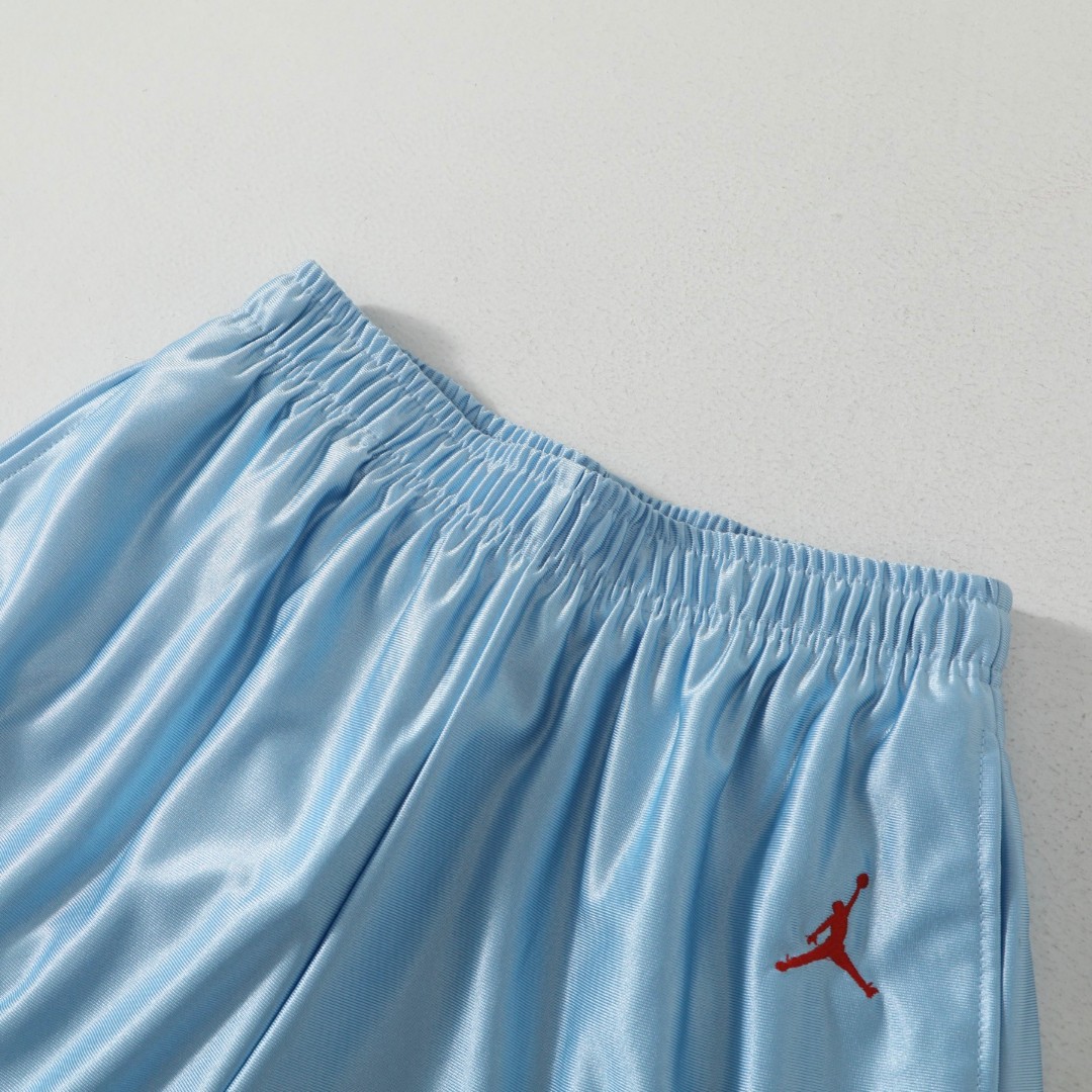 “Supreme x AJ Jordan Custom Silk Basketball Suit with High-Quality Embroidery” - 图片 6