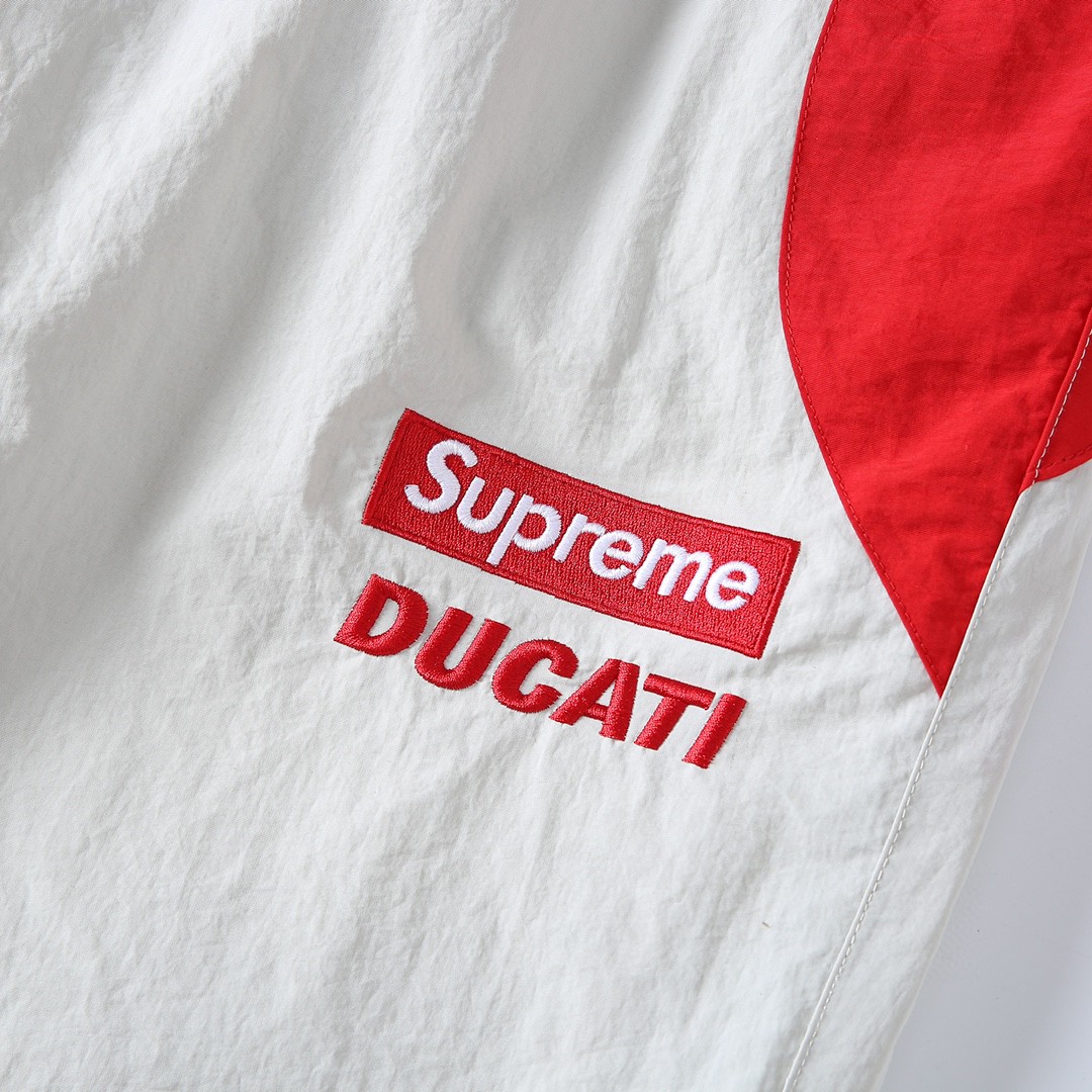 Supreme x DUCATI Ducadi United Track Pants Collection Overview - 图片 5