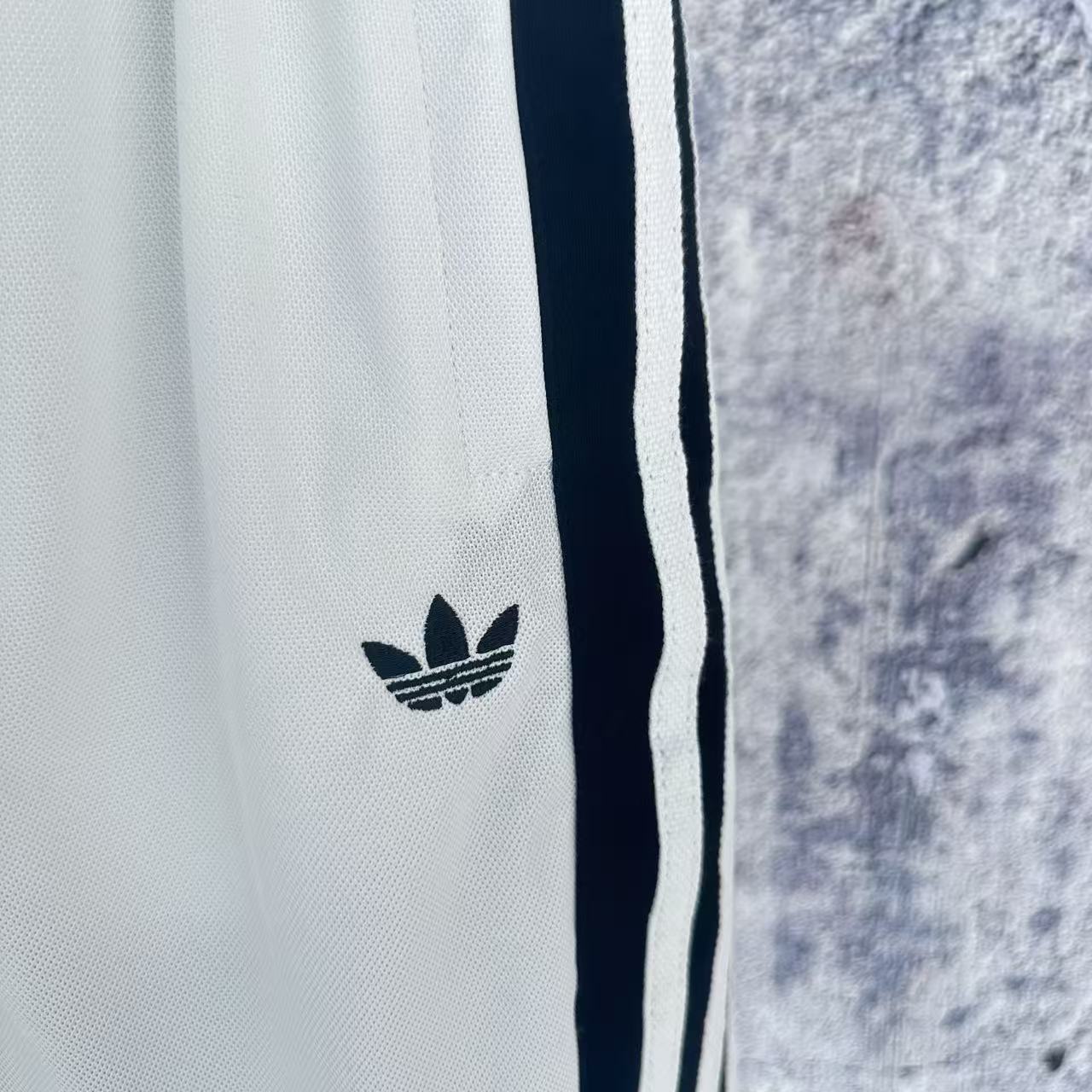 adidas 三叶草 短袖服装 4