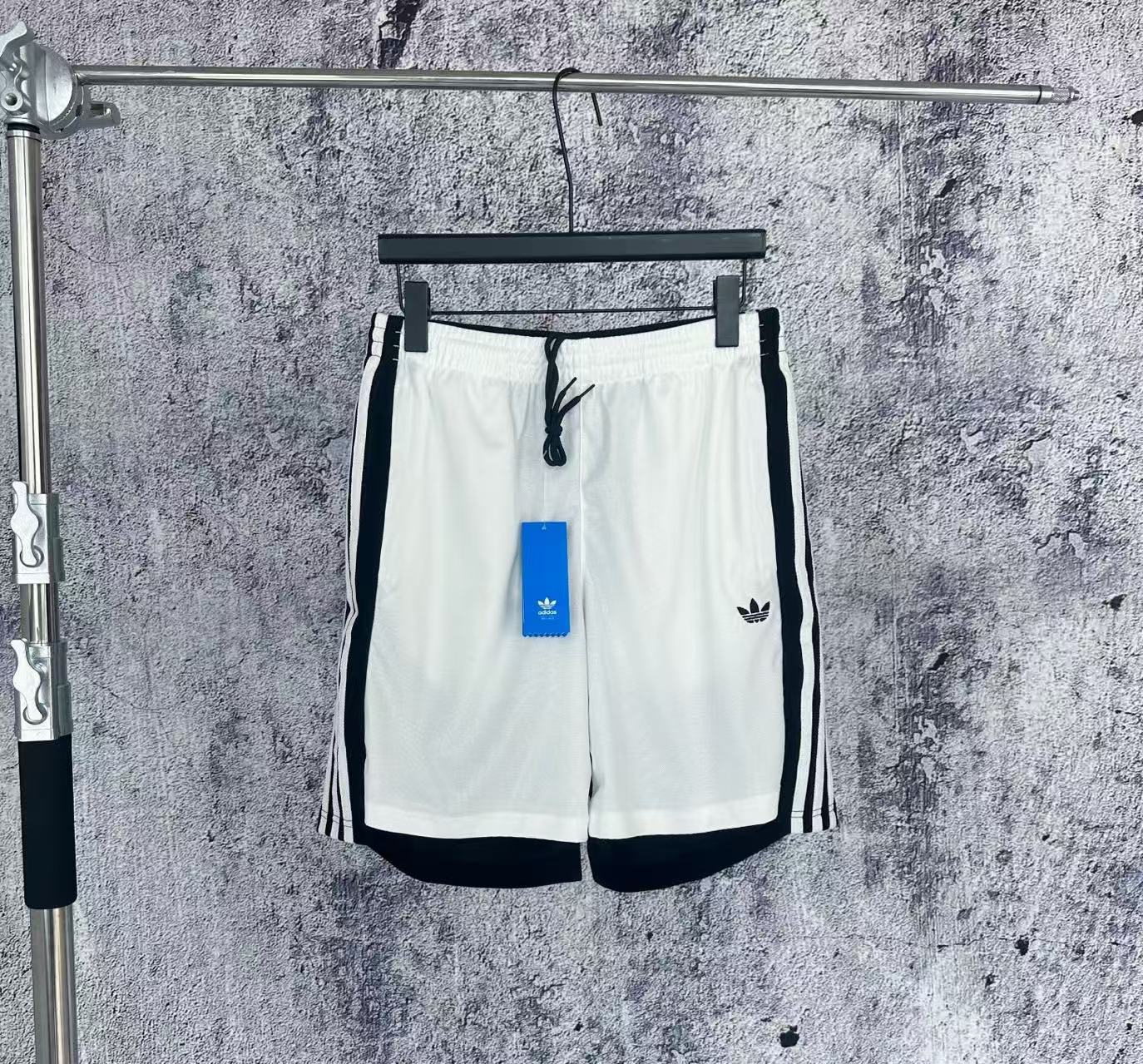 adidas 三叶草 短袖服装 2