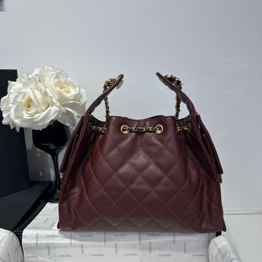 Chanel Hobo Bucket Bag with Quilted Design and Gold Chain - AS5293 6 i1749974723 4255 5