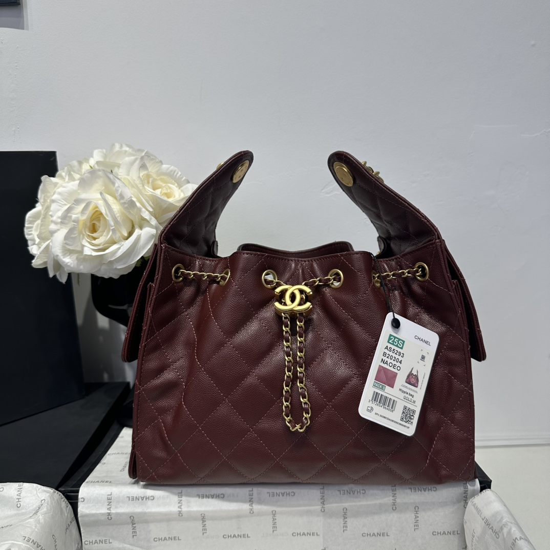 Chanel Hobo Bucket Bag with Quilted Design and Gold Chain - AS5293 3 i1749974724 4170 7