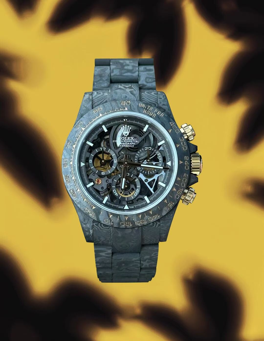 NO:384211,The full carbon fiber of Ditona, Laojia shockedly modified 'Golden Carbon Shadow' to unveil the veil of 'Golden Carbon Shadow'. TWF REMOULD is once again driven by the innovative spirit, using the world's first carbon fiber bracelet and paired with a dark gray carbon fiber case. The delicate texture of carbon fiber complements the luxurious texture of gold, tough and elegant. 'Carbon is used to form a body, gold is used as a blade'. TWF REMOULD casts and assembles every piece of polymerized carbon fiber accessories for customers, and then uses gold to create crowns, buttons and hand to embellish this profound work of art. After a special hollow design, this 4802 movement and 40mm dial are handed over to the hands of a first-class watchmaker to achieve cutting, chamfering, polishing and plating, perfectly integrated with the watch!  ,,gold19860909迪通拿全碳纤维 劳家震撼改装「金纹碳影」 揭开“金纹碳影”的面纱TWF REMOULD 再次受到创新精神的驱动,采用世界首创的碳纤维表链,搭配深灰色碳纤维表壳. 碳纤维的细腻纹理与黄金的奢华纹路相得益彰,坚韧又优雅. “以碳成躯,以金为刃”. TWF REMOULD 为顾客铸造并组起每一片聚合的碳纤维配件,再以黄金打造表冠、按钮和表针,点缀这份深邃的艺术品. 经过专门的镂空设计后,这枚4802机芯和 40mm 表盘交由一流的表匠之手以实现切割、倒角、打磨和镀层等多种工艺,完美与手表融为一体！,,gold,Watch