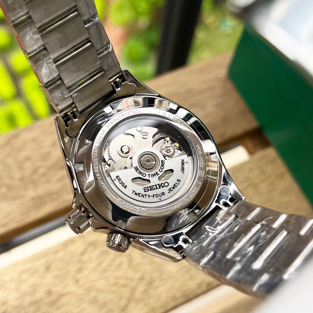Super-SEIKO Mountaineer Mechanical Watch: Features, Materials, and Waterproof Depth - 图片 9