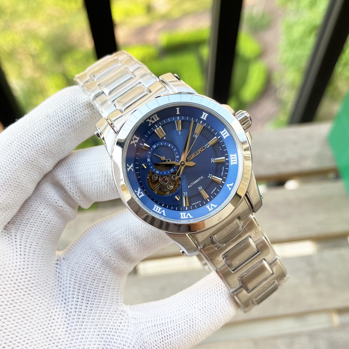 Super-SEIKO Courtyard Empty Series: Stylish, Upgraded, Business Watch with 4R39 Core