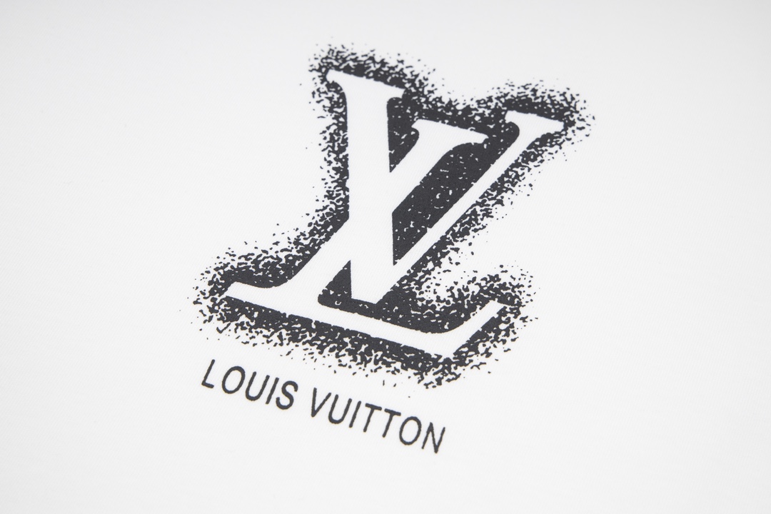 路易威登 Louis Vuitton 高定典藏名品高定成衣时装外套连衣裙衬衫T恤 #8A7D627B 3