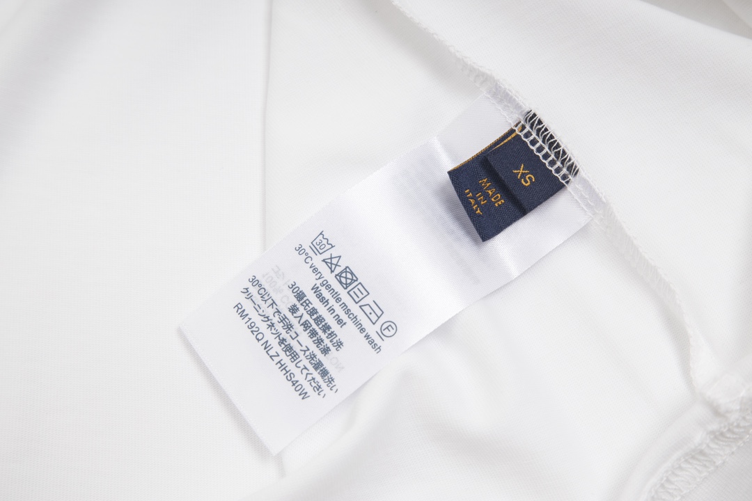 Louis Vuitton Haute Couture Haute Couture Ready-to-Wear Clothing Dress 8