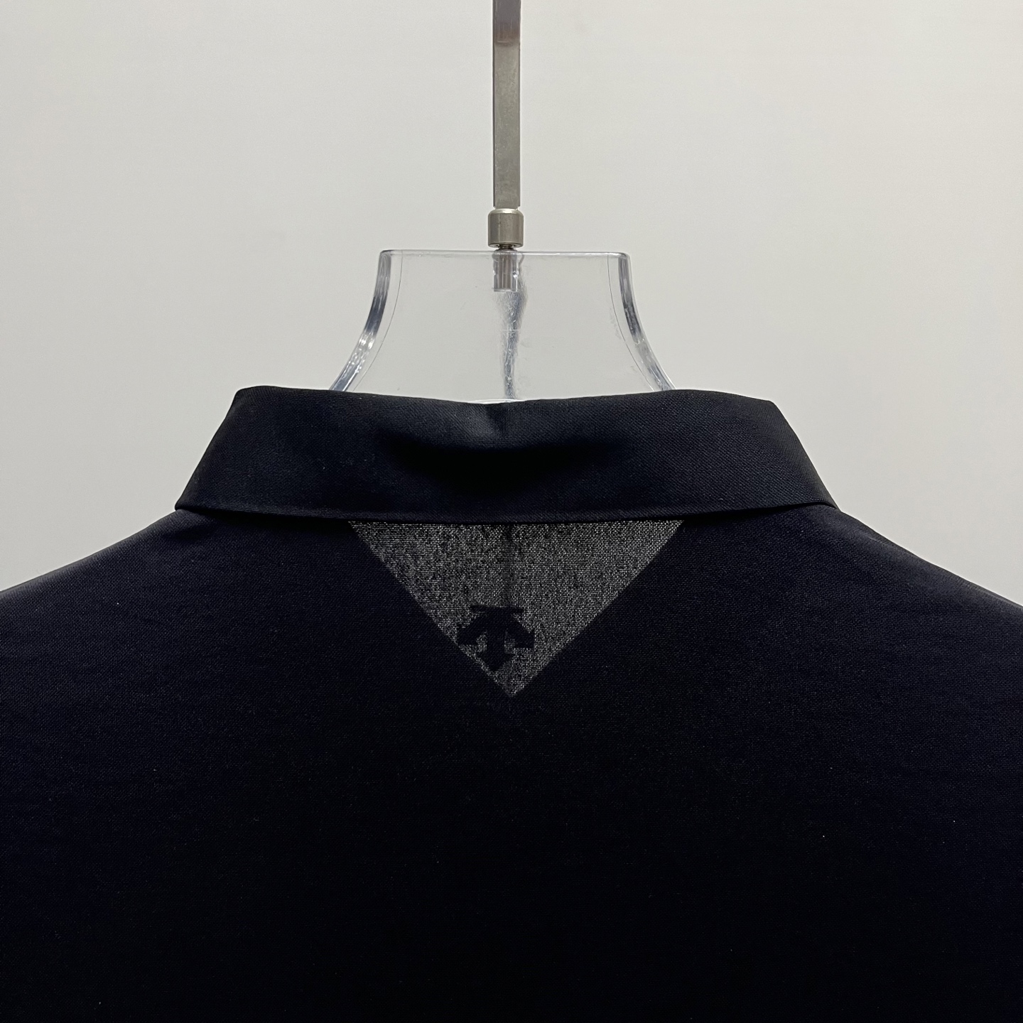 Descente丨迪桑特纯色冰丝速干polo短袖 黑色 抹茶绿