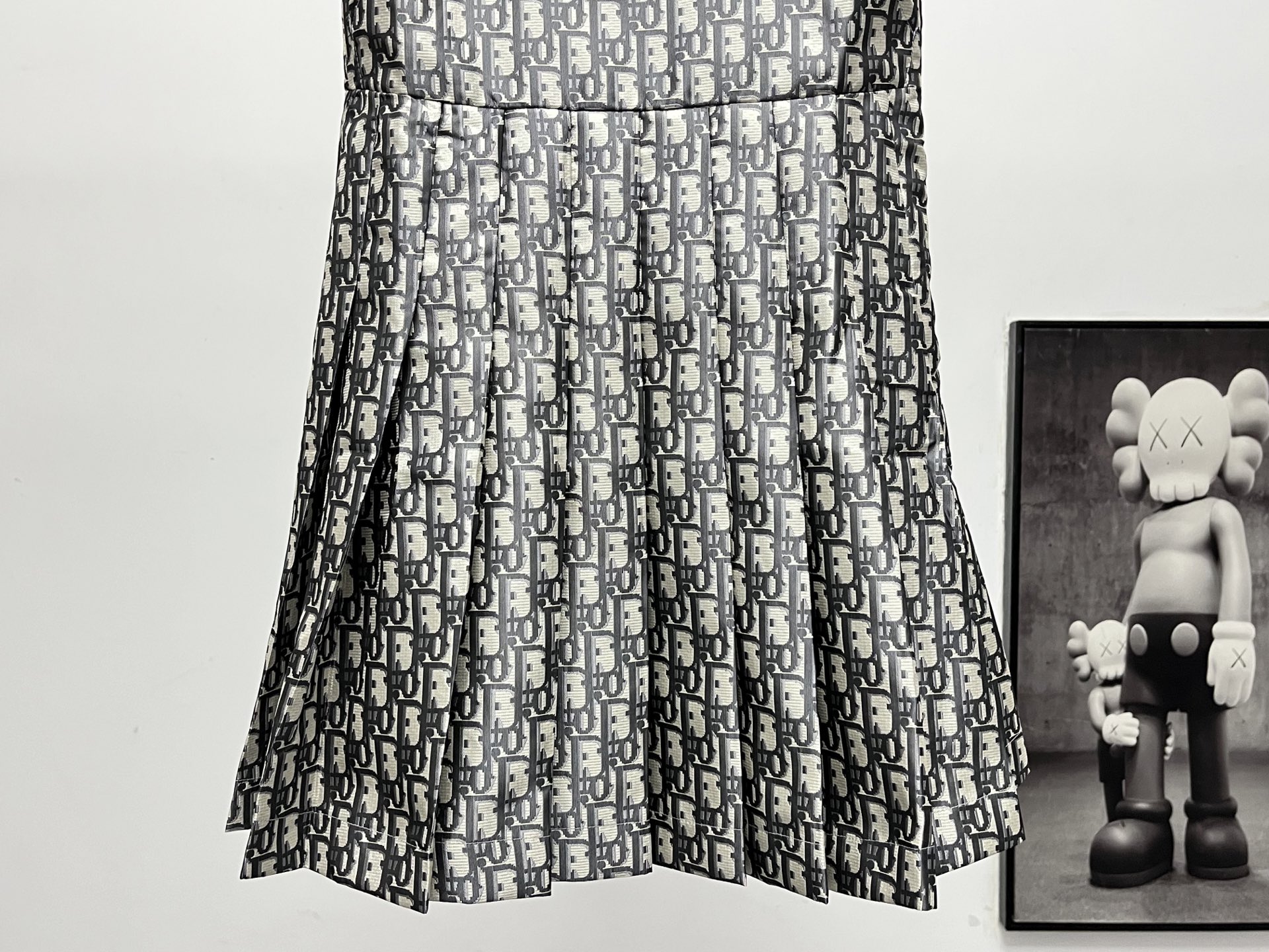 Dior/迪奥 25ss 翻领满印无袖拉链连衣裙