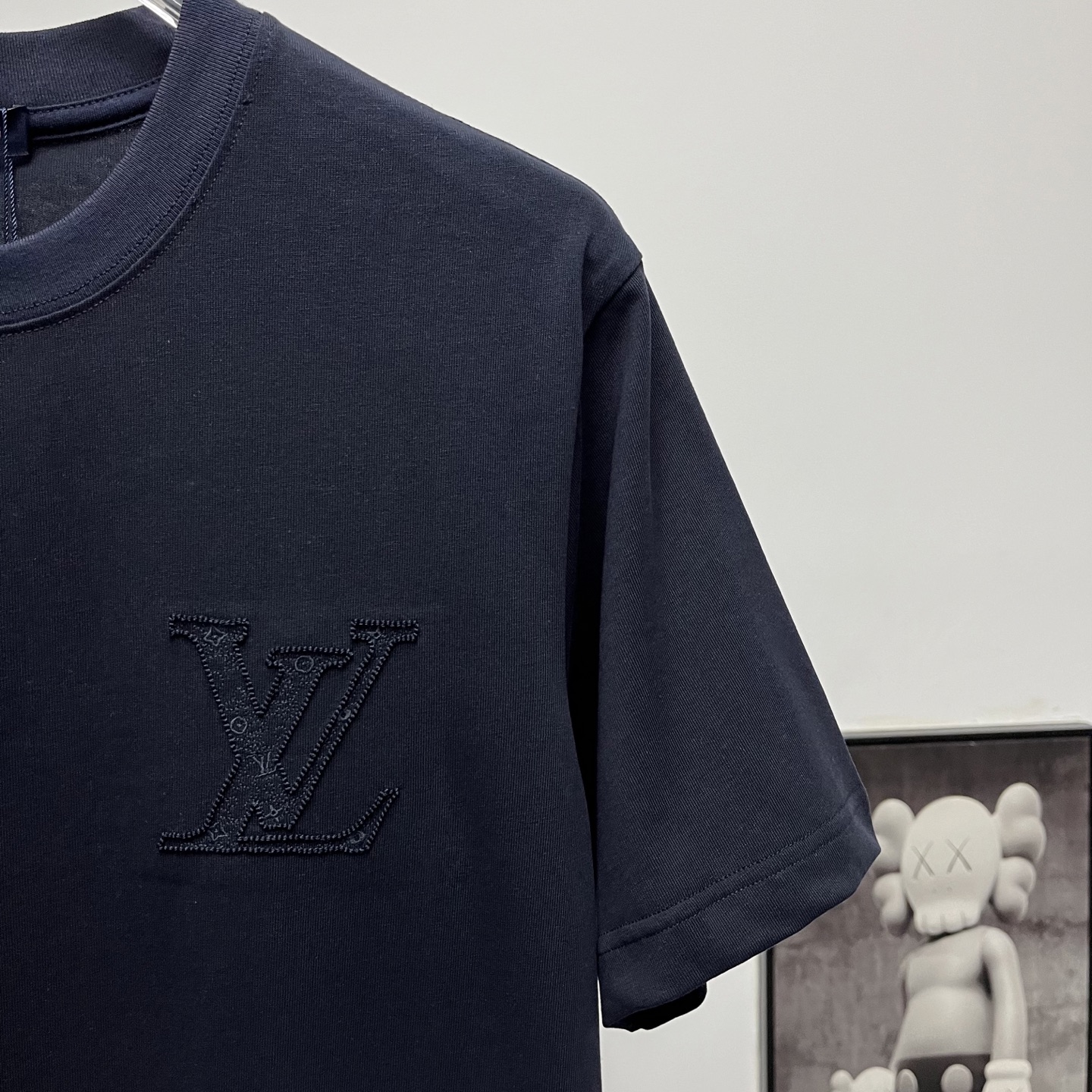 Louis Vuitton/路易威登 25ss 牙刷绣Logo短袖T恤 黑色 粉色-Chinese UA Cheap High Quatity Brand Clothes Bags handbags Sneakers wholesale wholesaler seller from China Factory suppliers Fashion Clothing Shoes best Quality Beautiful Price Louis Vuitton/路易威登 25ss 牙刷绣Logo短袖T恤 黑色 粉色