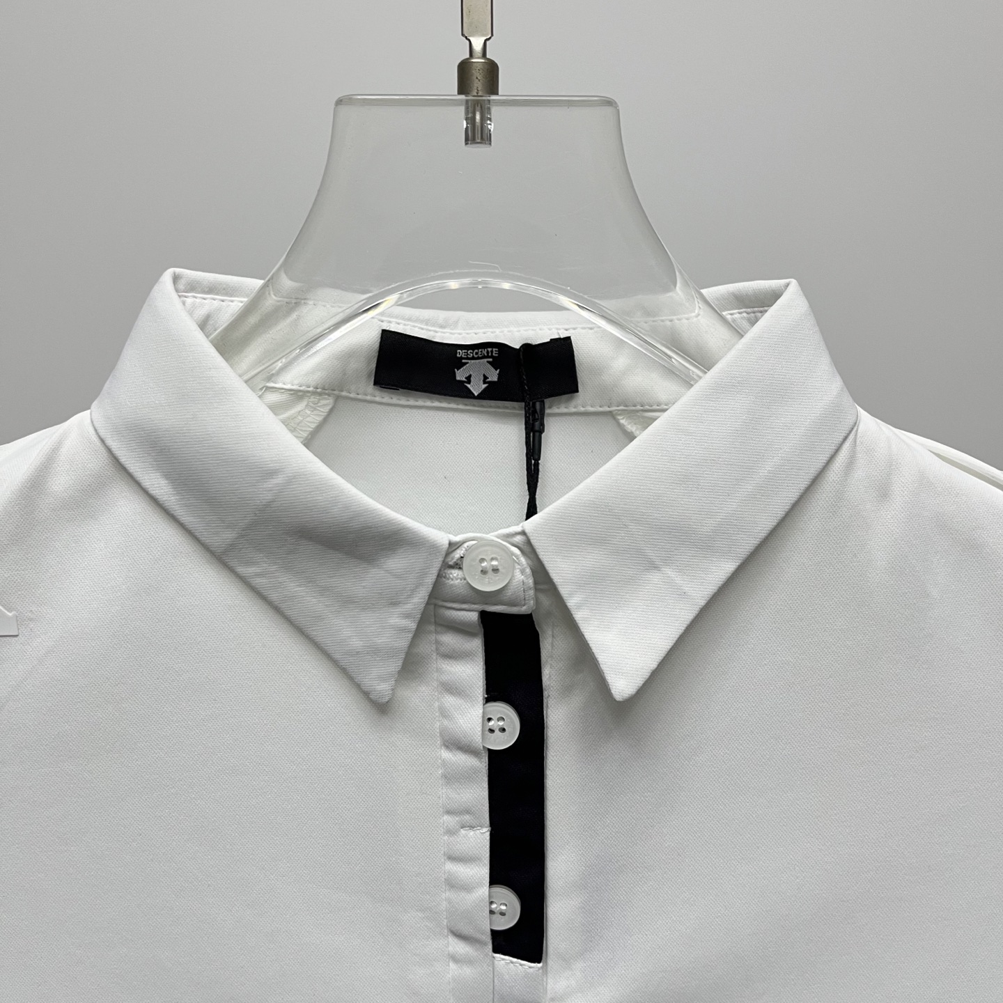 Descente/迪桑特 四色女款纯色polo短袖 黑色 白色 浅绿 浅蓝