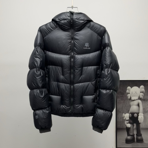 _d-j9sVDH9ynZcdz7l625ZQt4_gq6WMw79iIT9UA