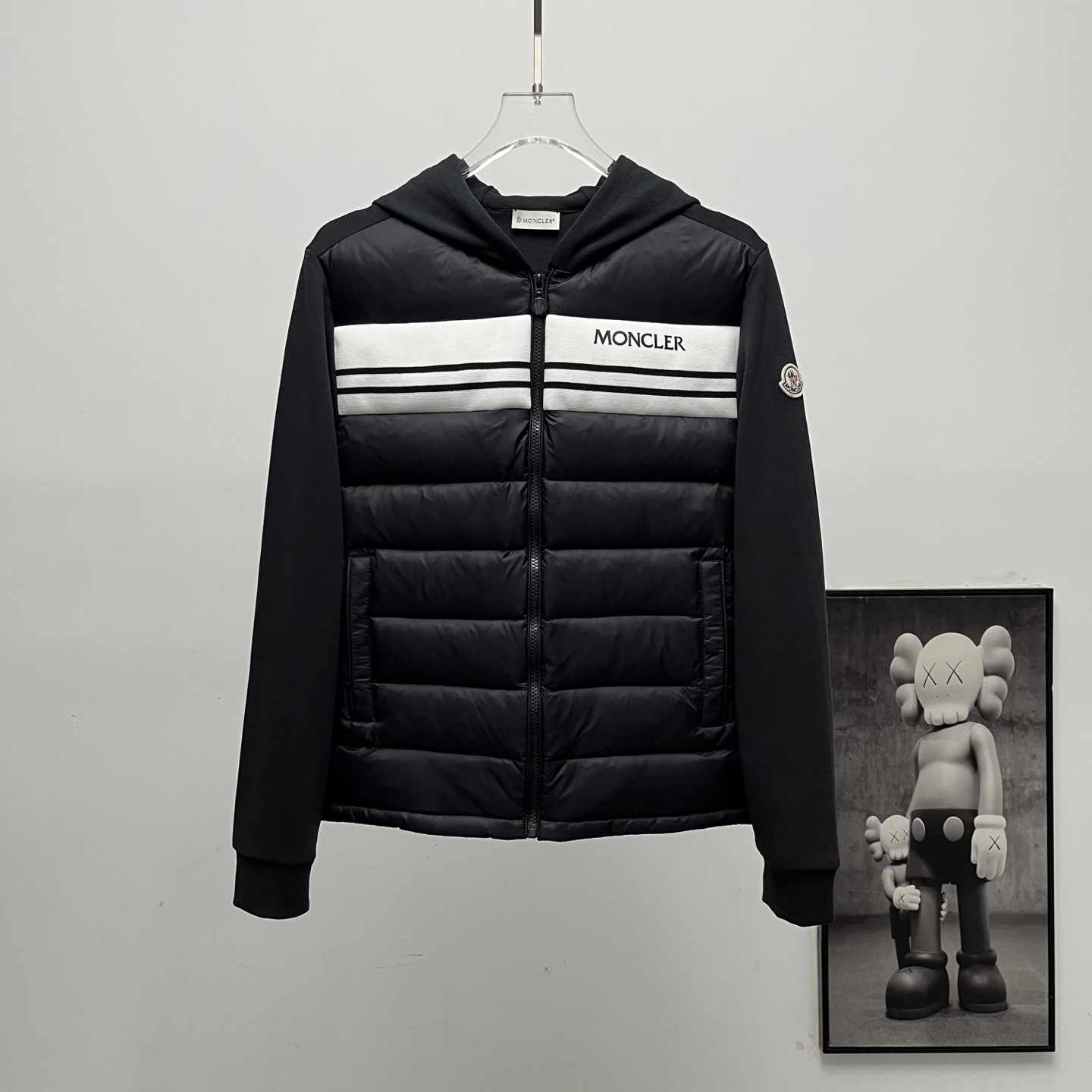 Пуховик Moncler
